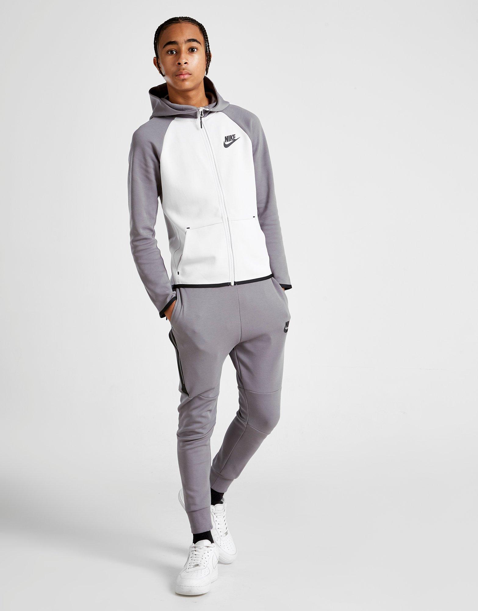 nike tech fleece junior joggers