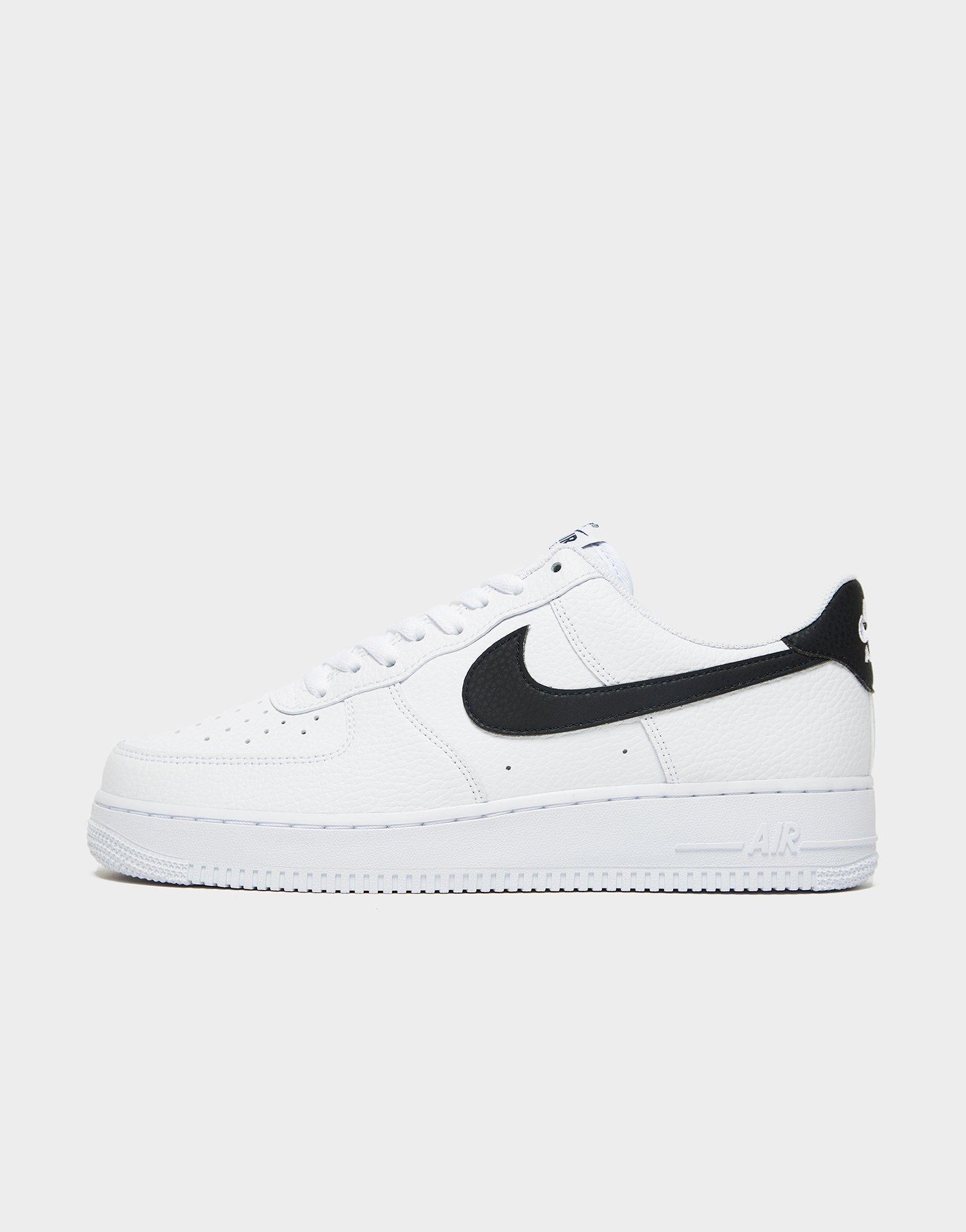 Nike Air Force 1 '07