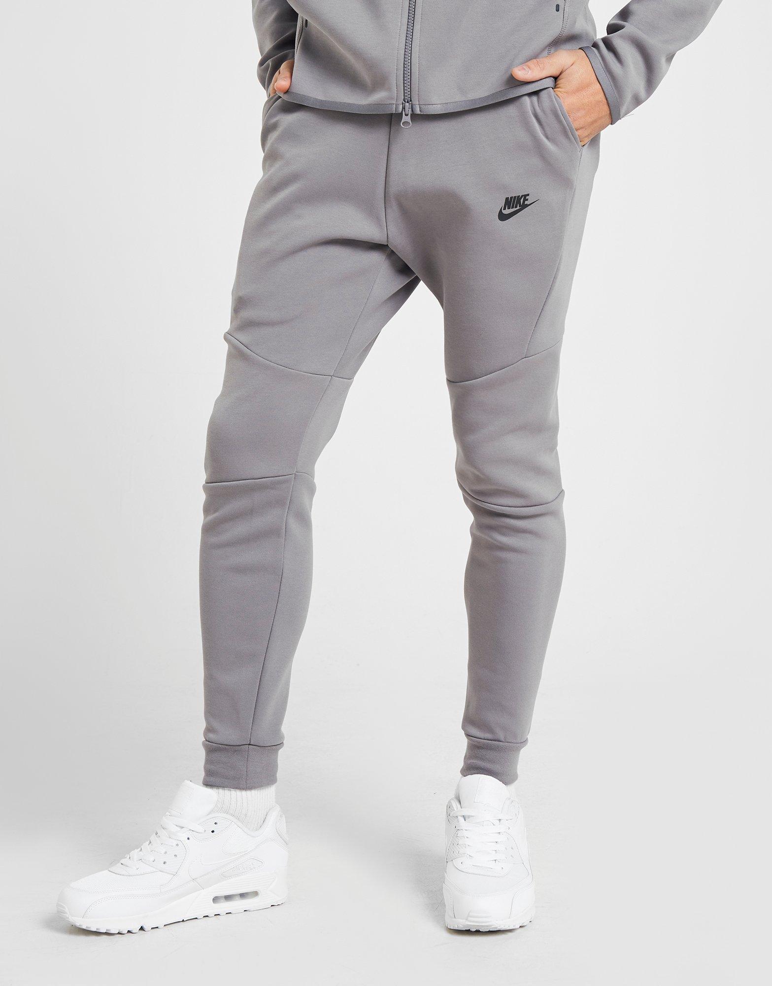 jd nike tech joggers