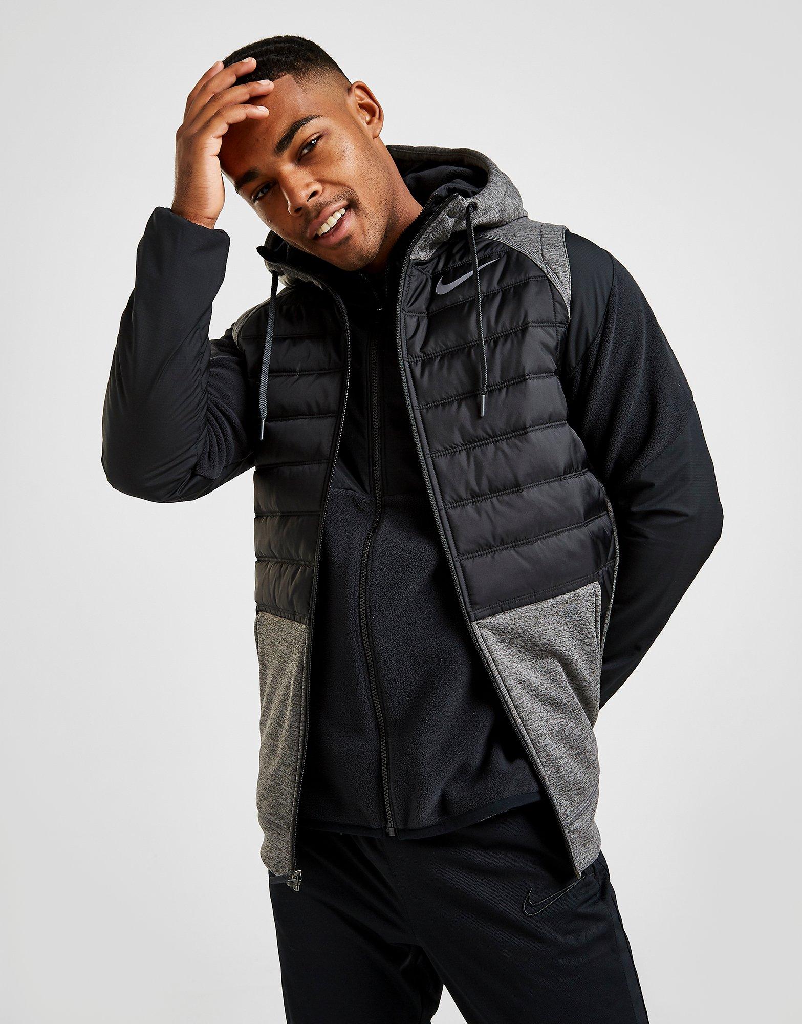 nike therma gilet