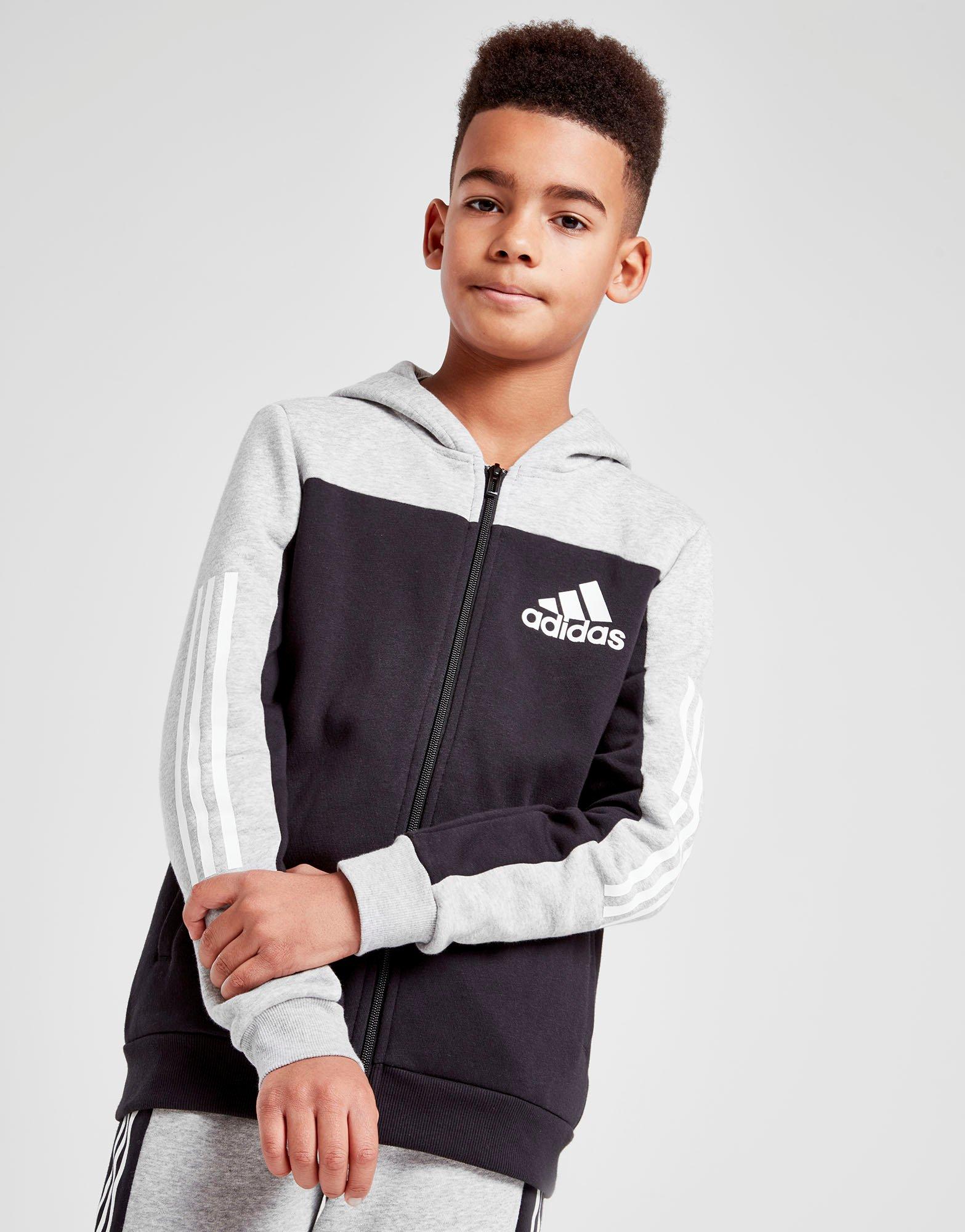 sweat adidas couleur