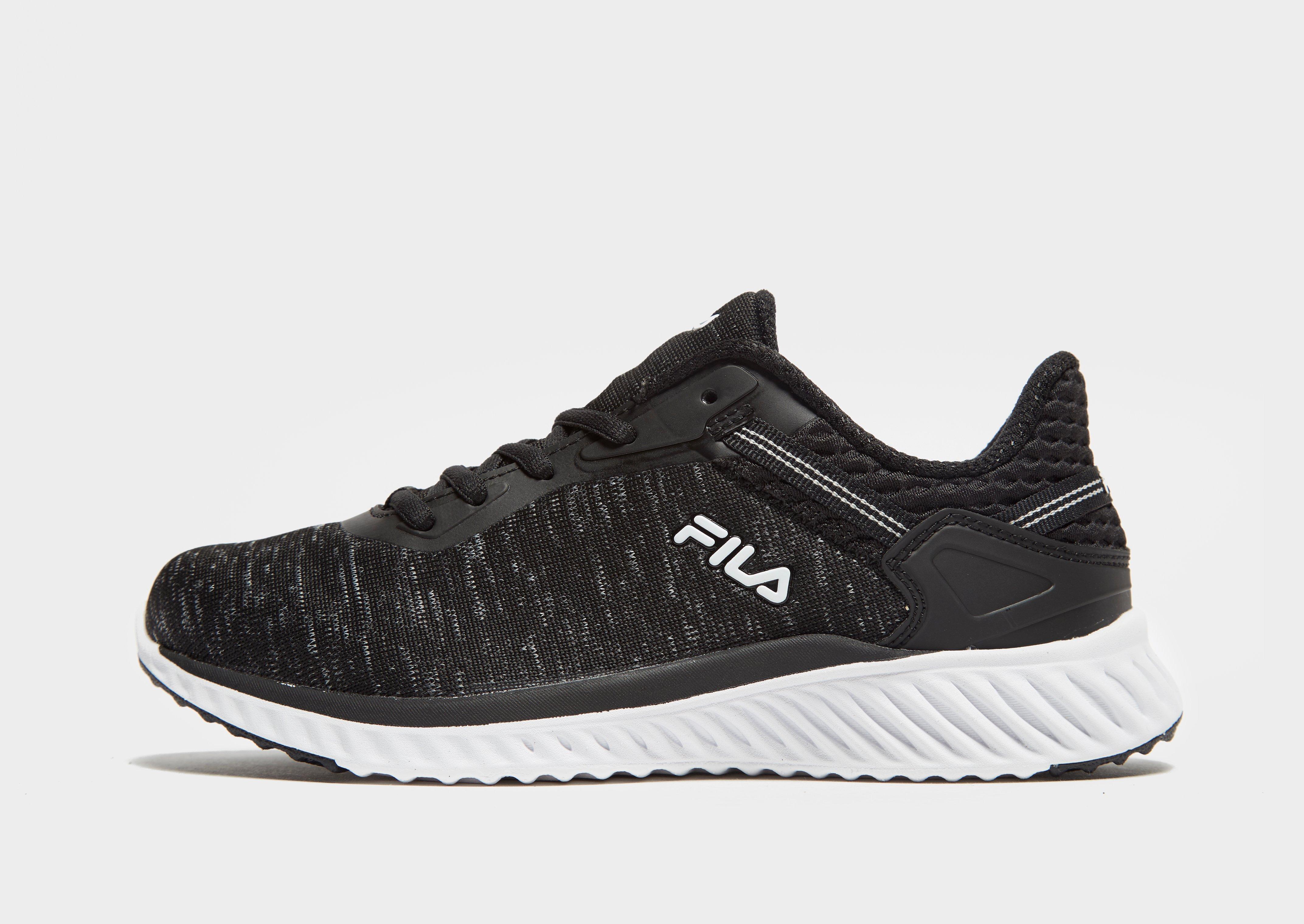 fila trainers junior black