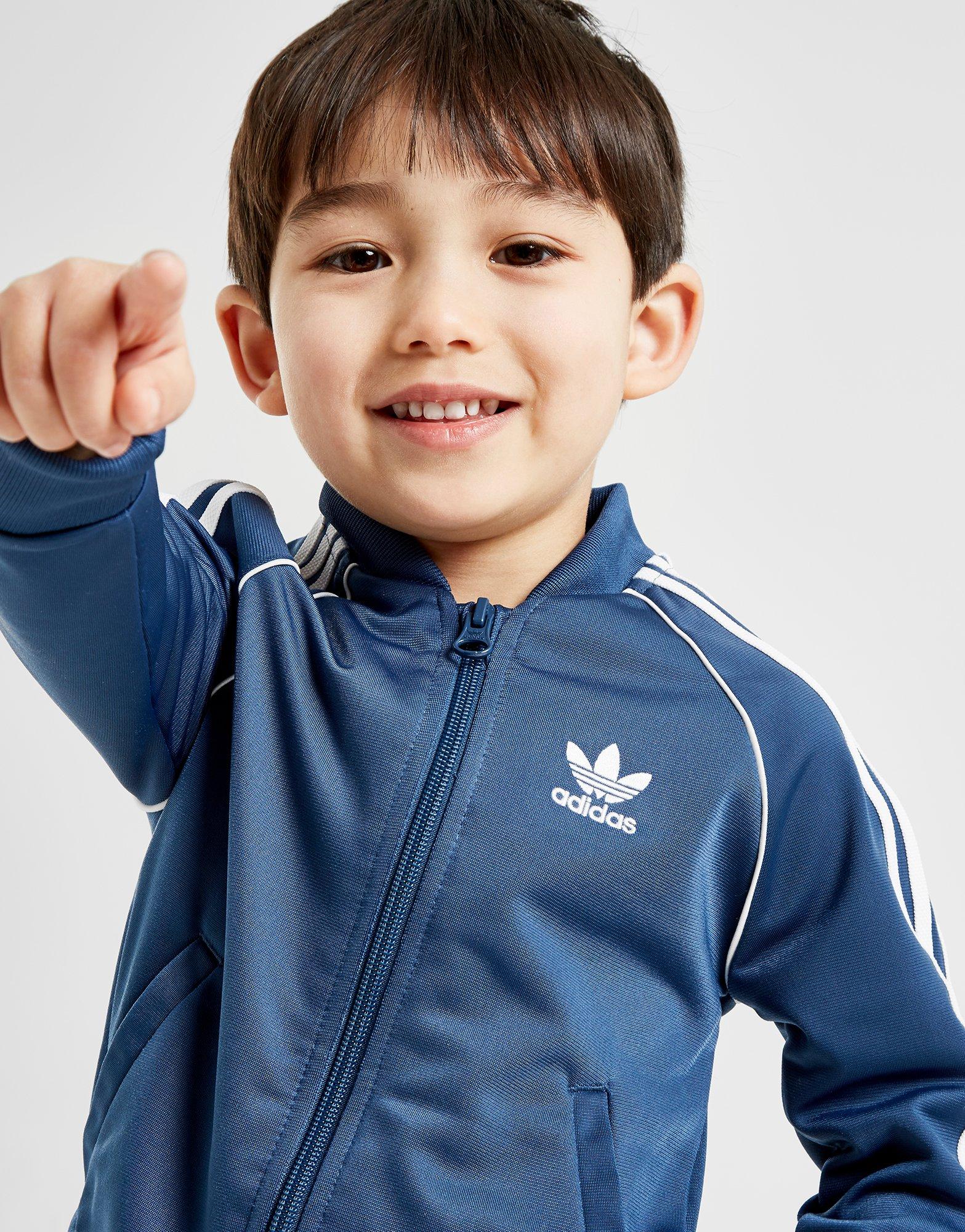 superstar suit adidas