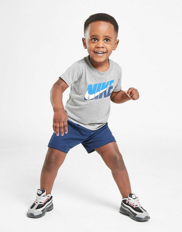 ensemble nike short t-shirt femme ensemble nike short t-shirt femme