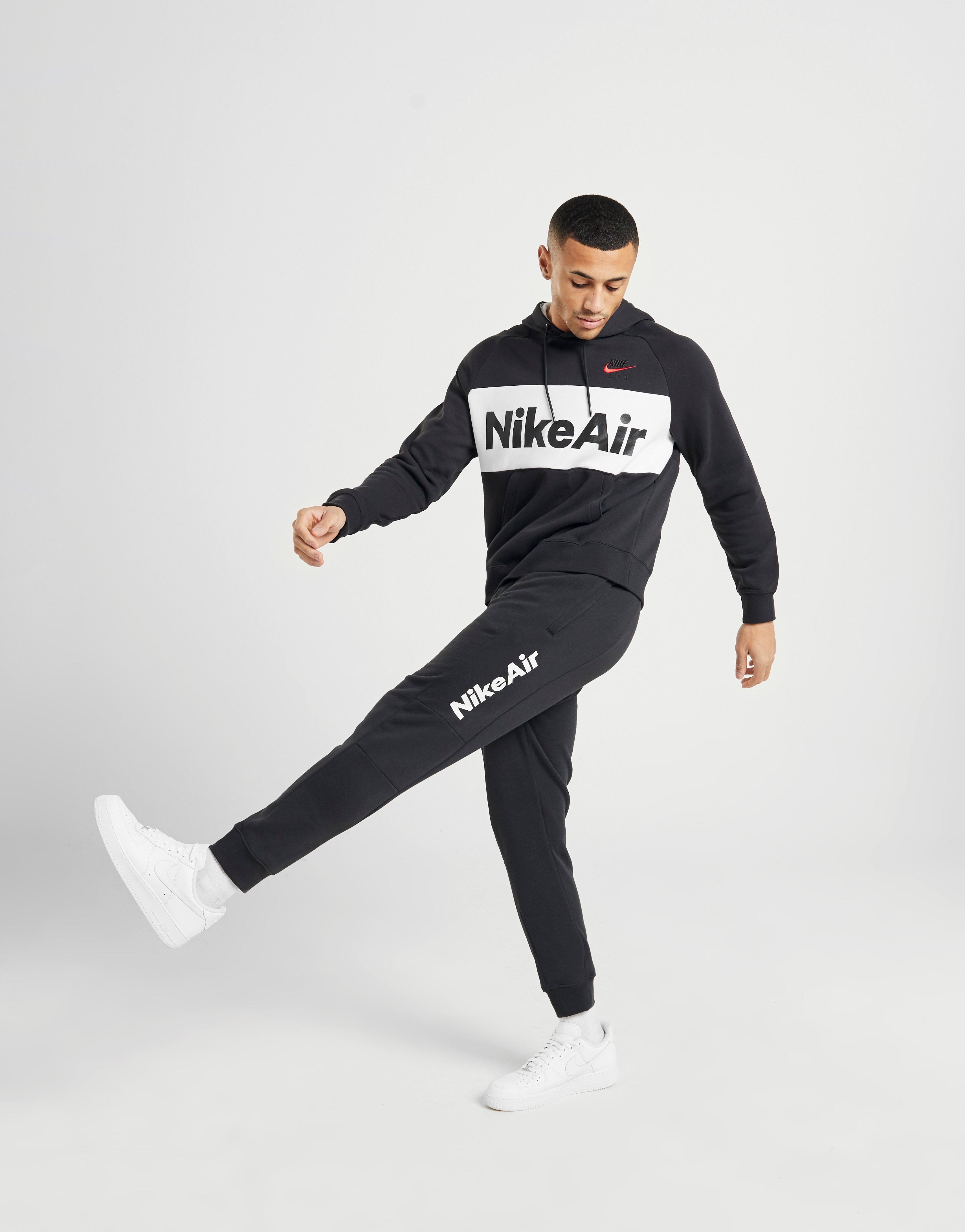 black nike air joggers