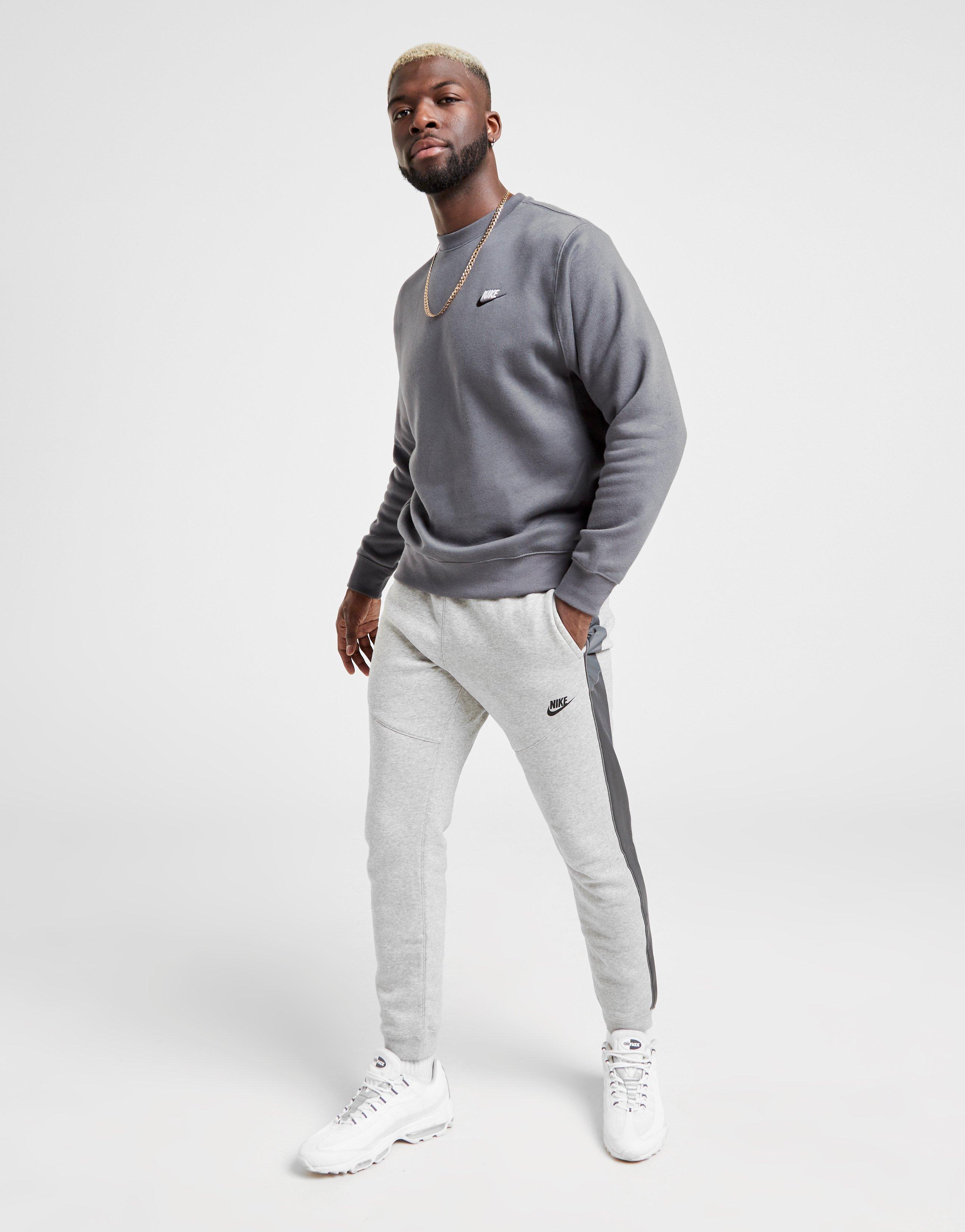 nike foundation crew tracksuit