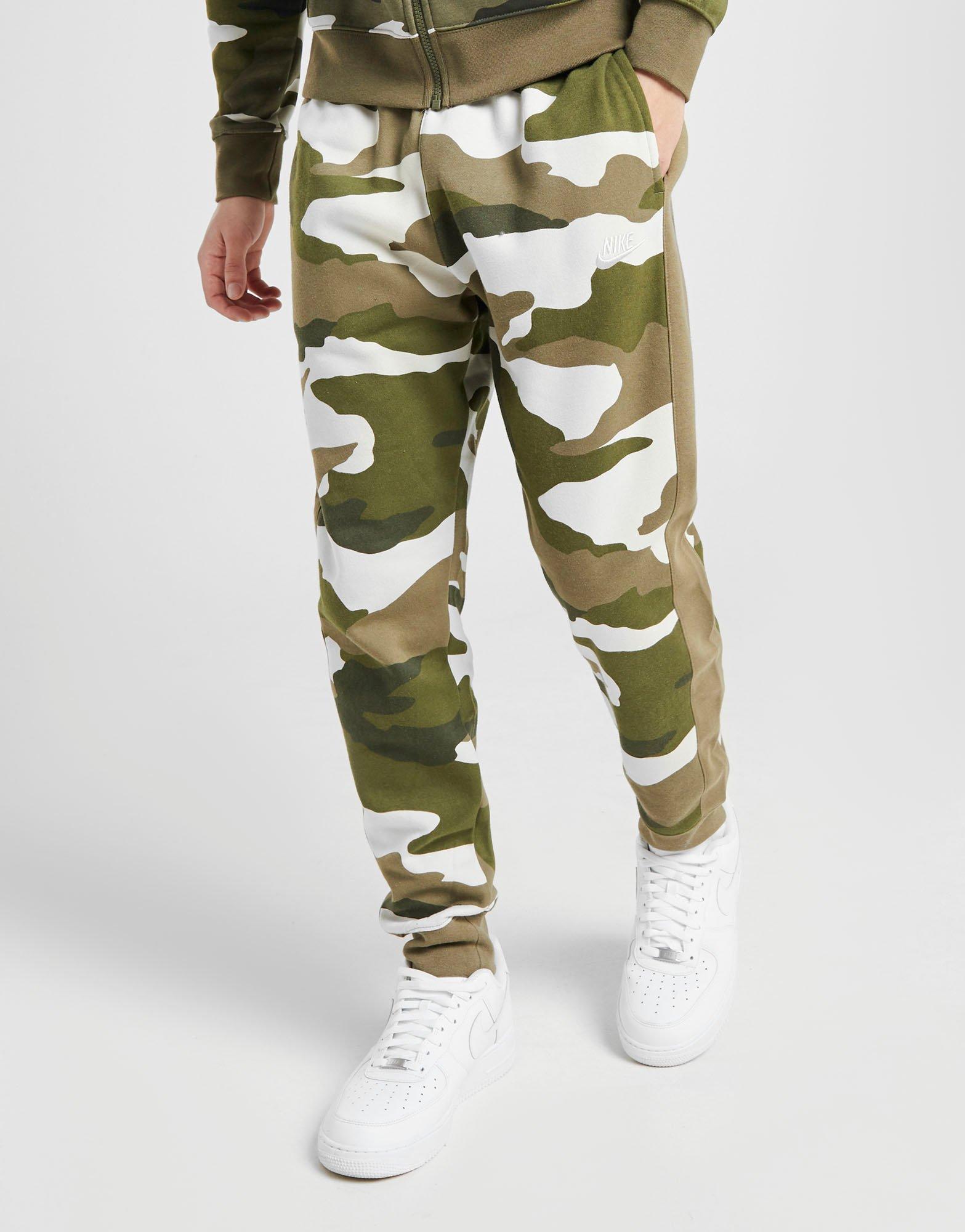 chandal nike verde militar