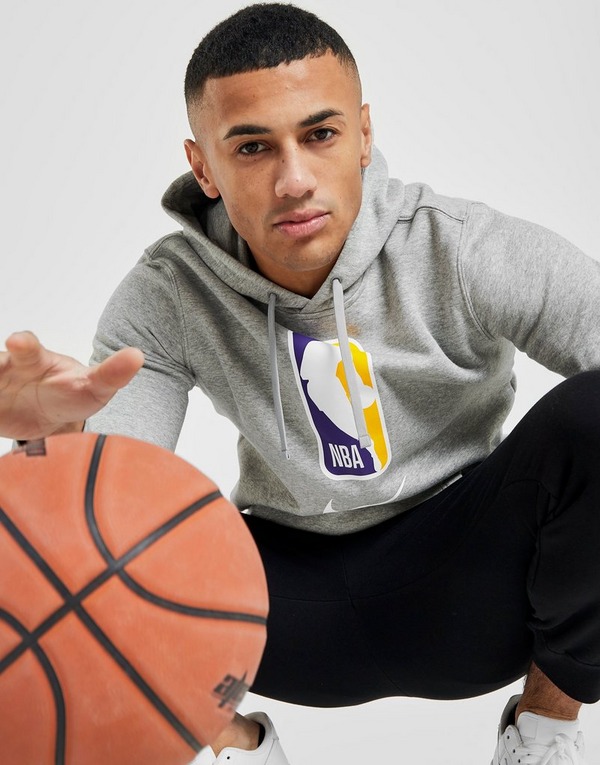 Shop den Nike NBA Team 31 Club Hoodie Herren in Grau | JD Sports Nike bequemer Basketball Hoodie für Herren. Nike AT