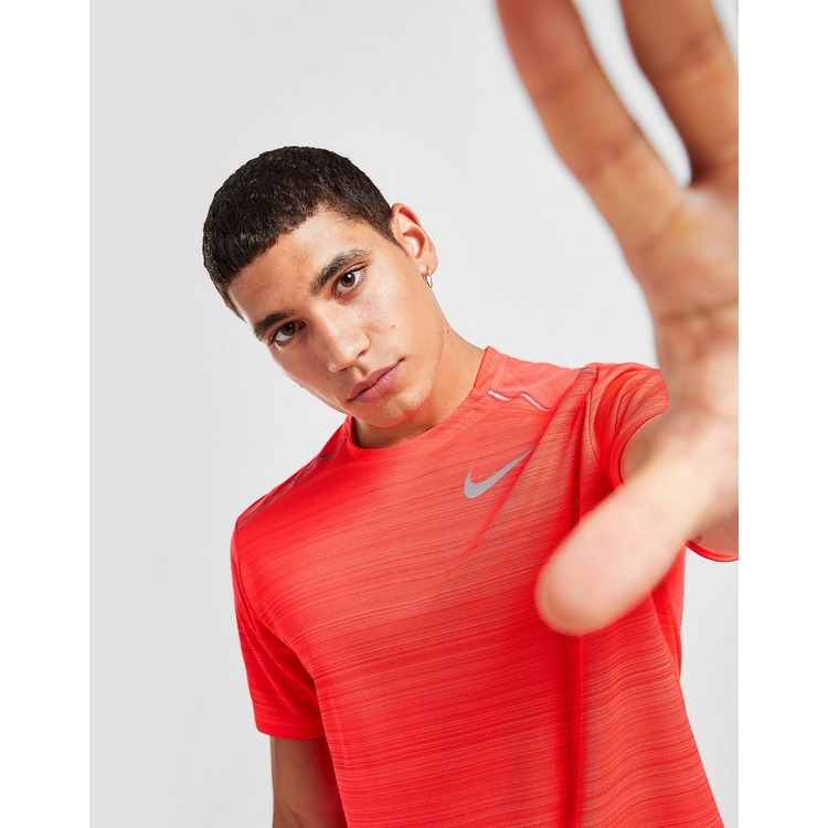 nike miler red