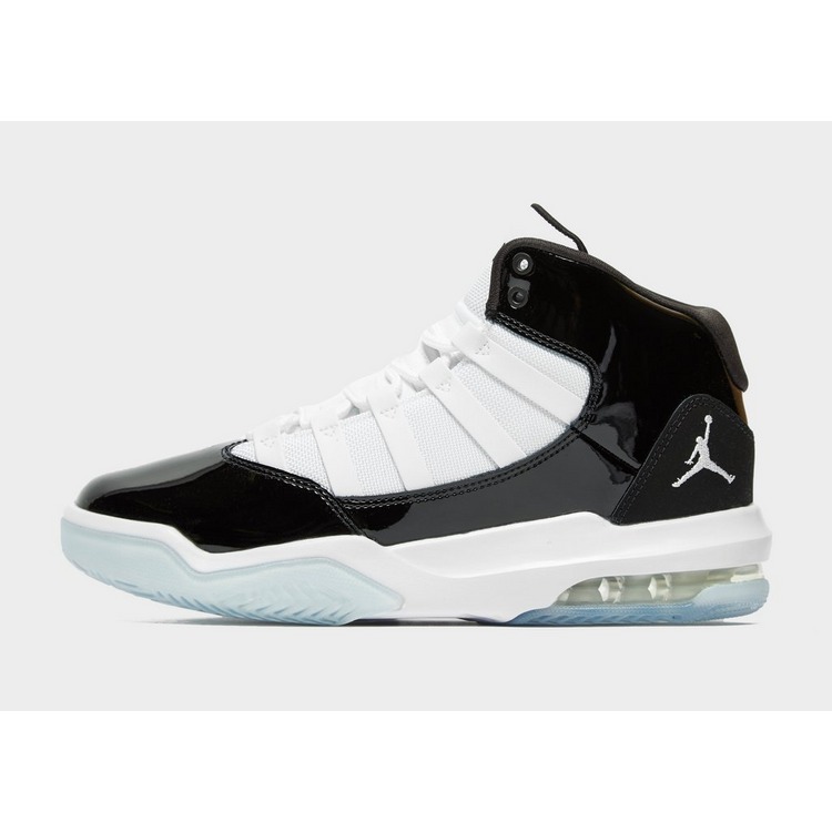 jordan max aura junior