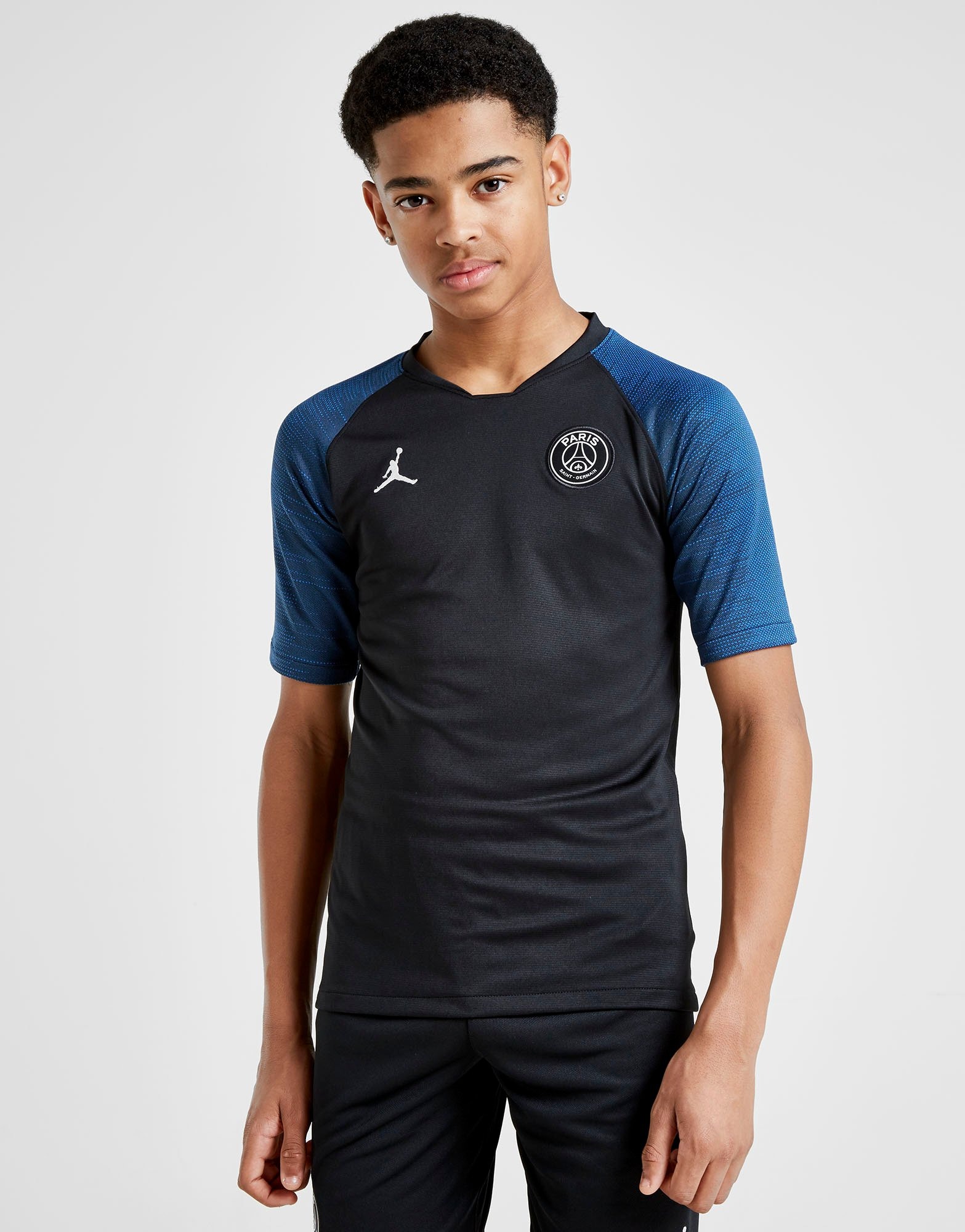 Buy Black Jordan x Paris Saint Germain Strike Shirt Junior | JD Sports ...