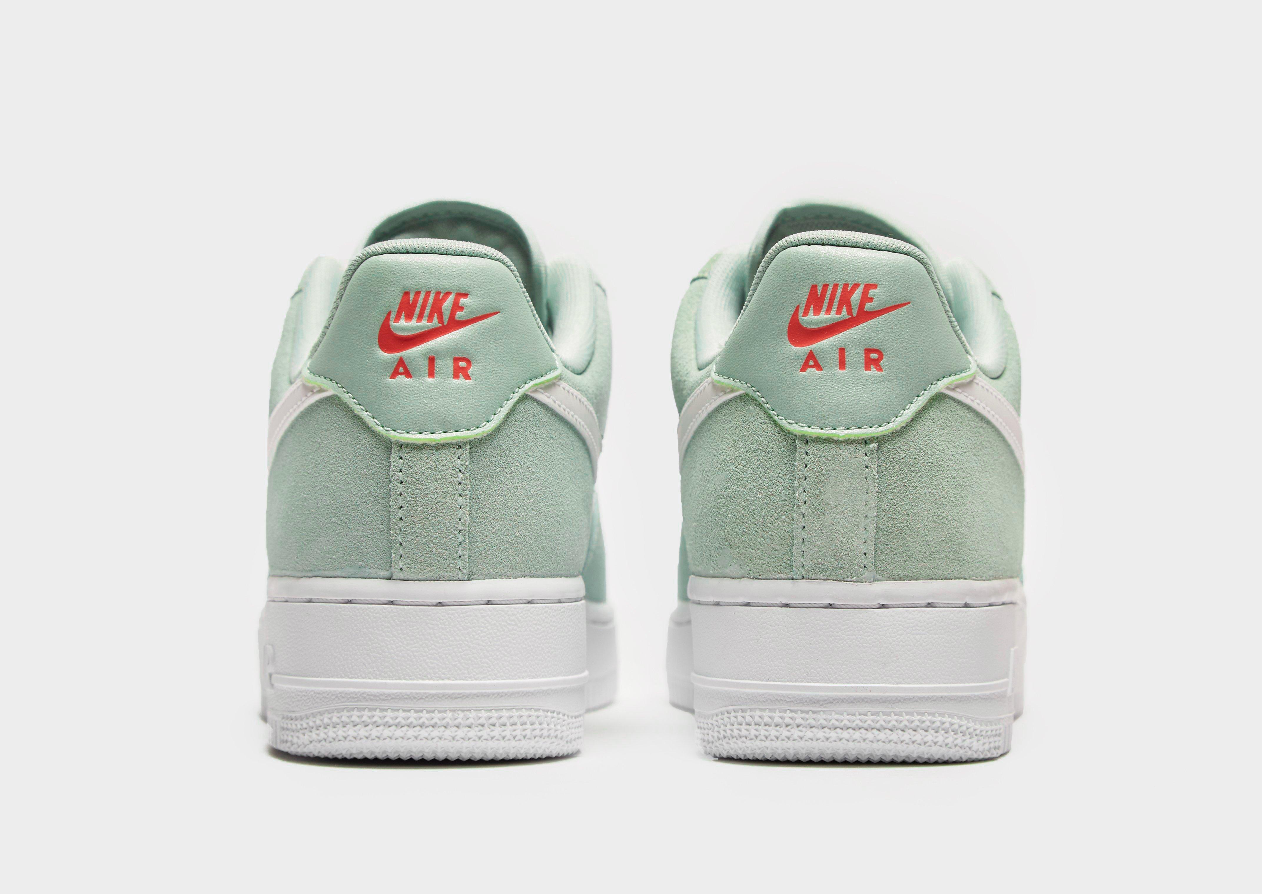 nike air force 1 07 lv8 verde