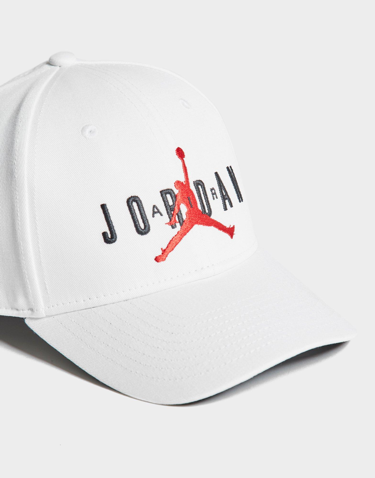 cappelli nike jordan