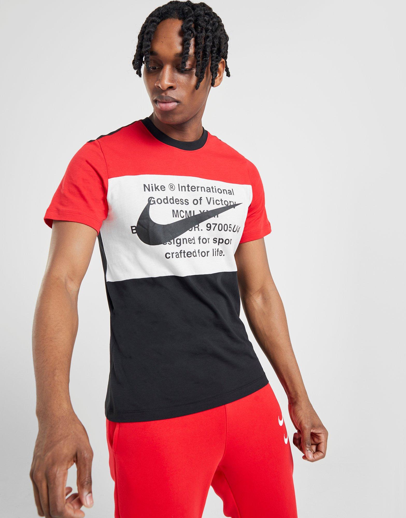 t shirt nike swoosh