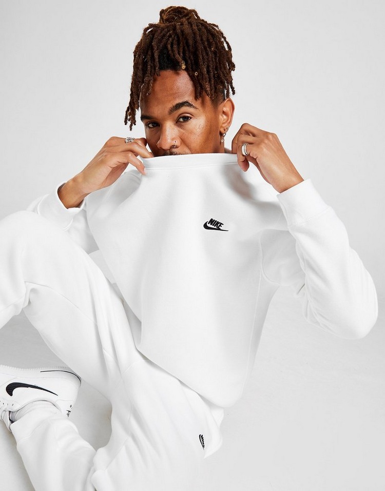 White Nike Foundation Crew Sweatshirt | JD Sports