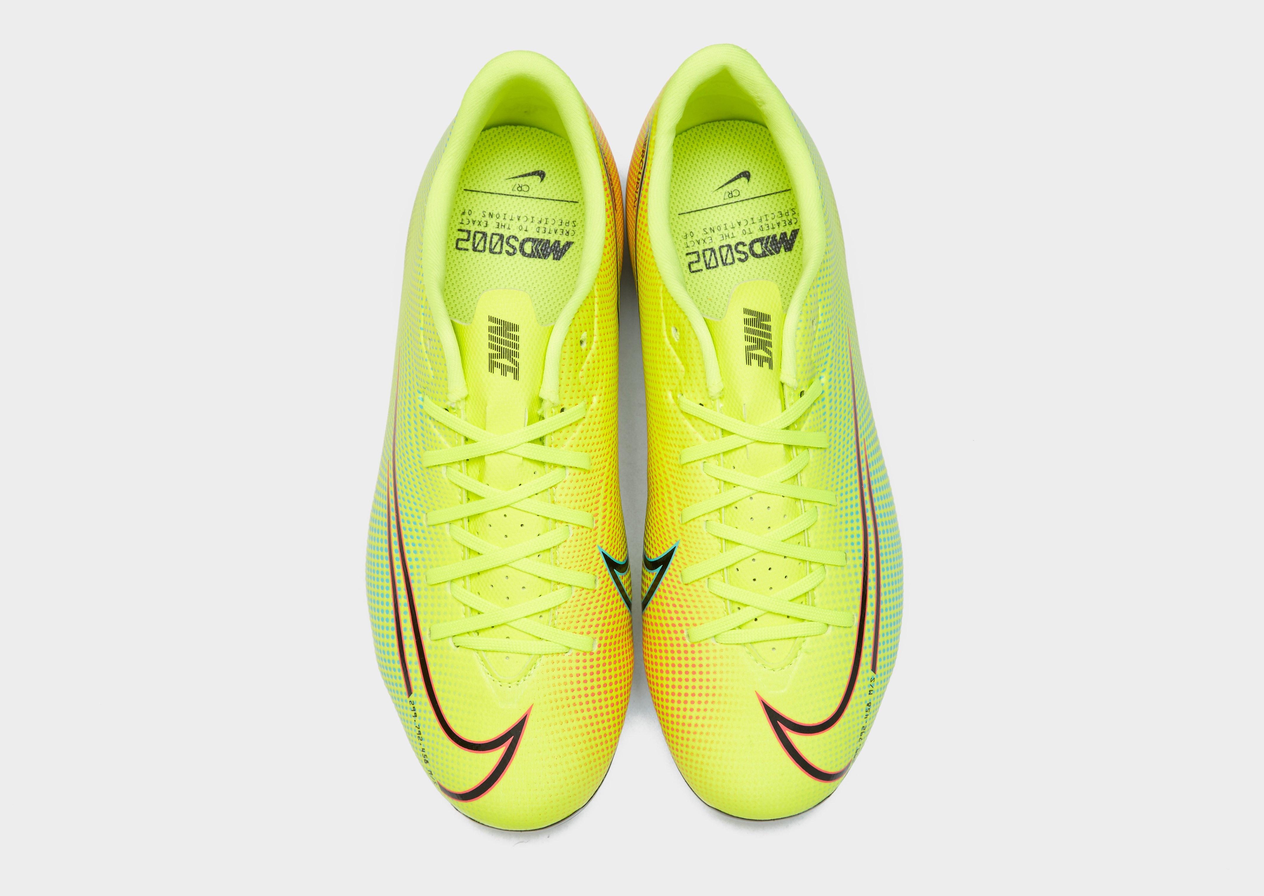 Nike Dream Speed Superfly Up Close Soccer Cleats 101