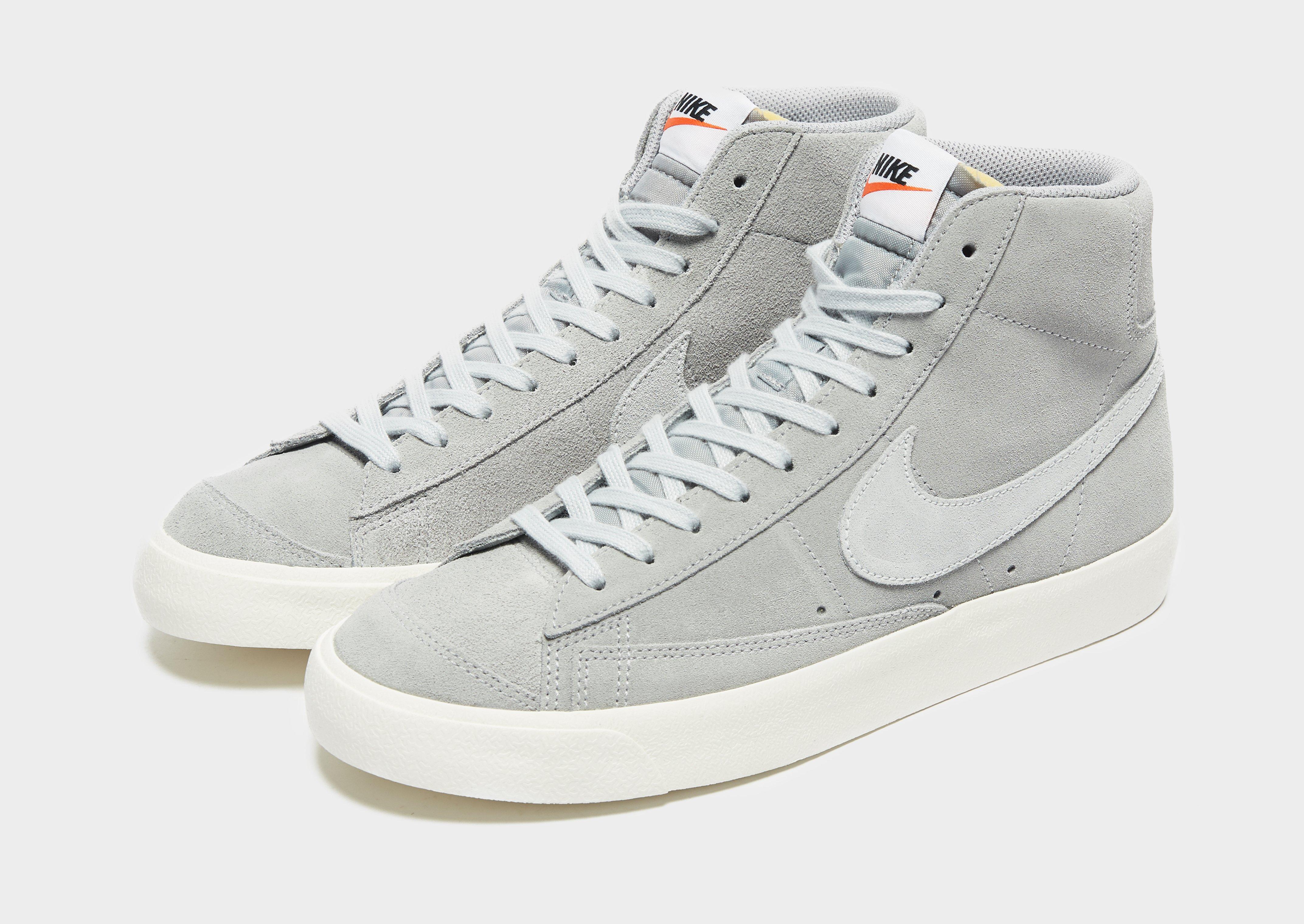 nike blazer gris