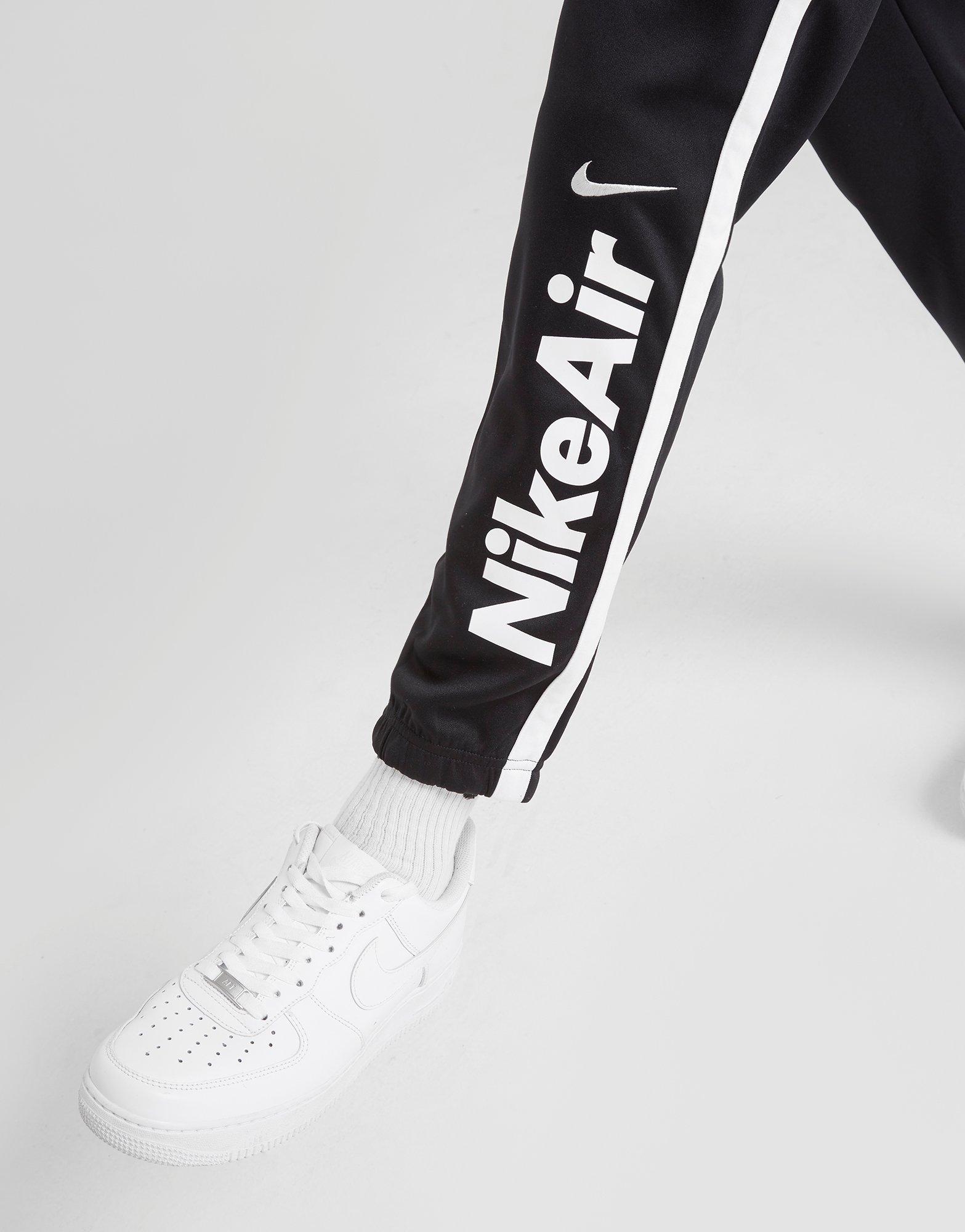 black nike joggers junior