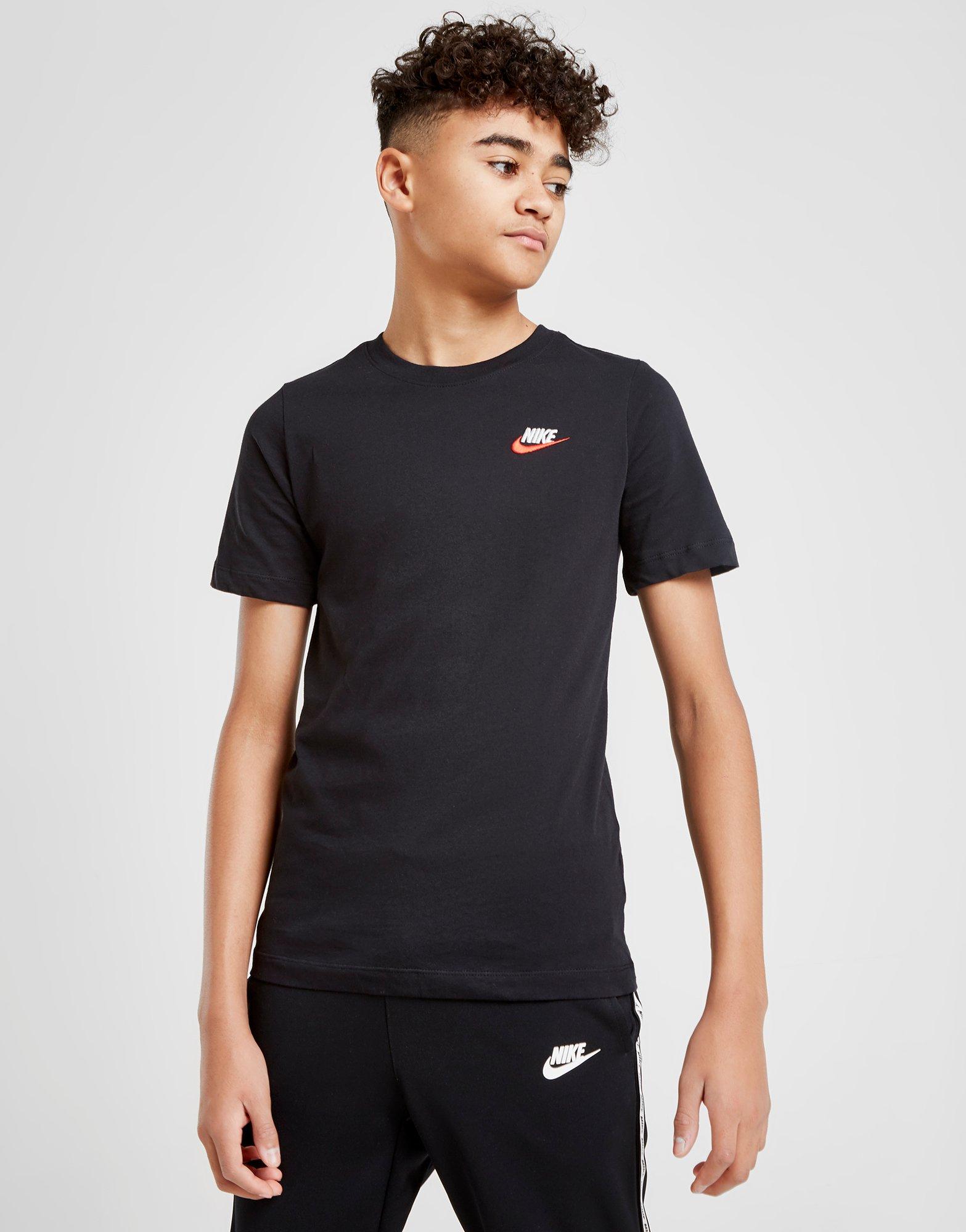 Black Nike Small Logo T-Shirt Junior 