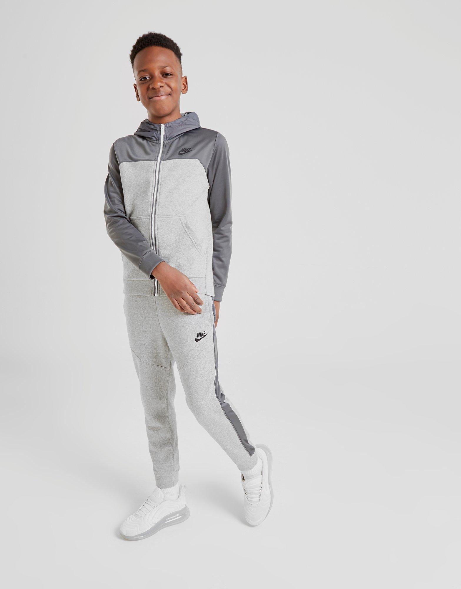 nike hoodie tracksuit junior