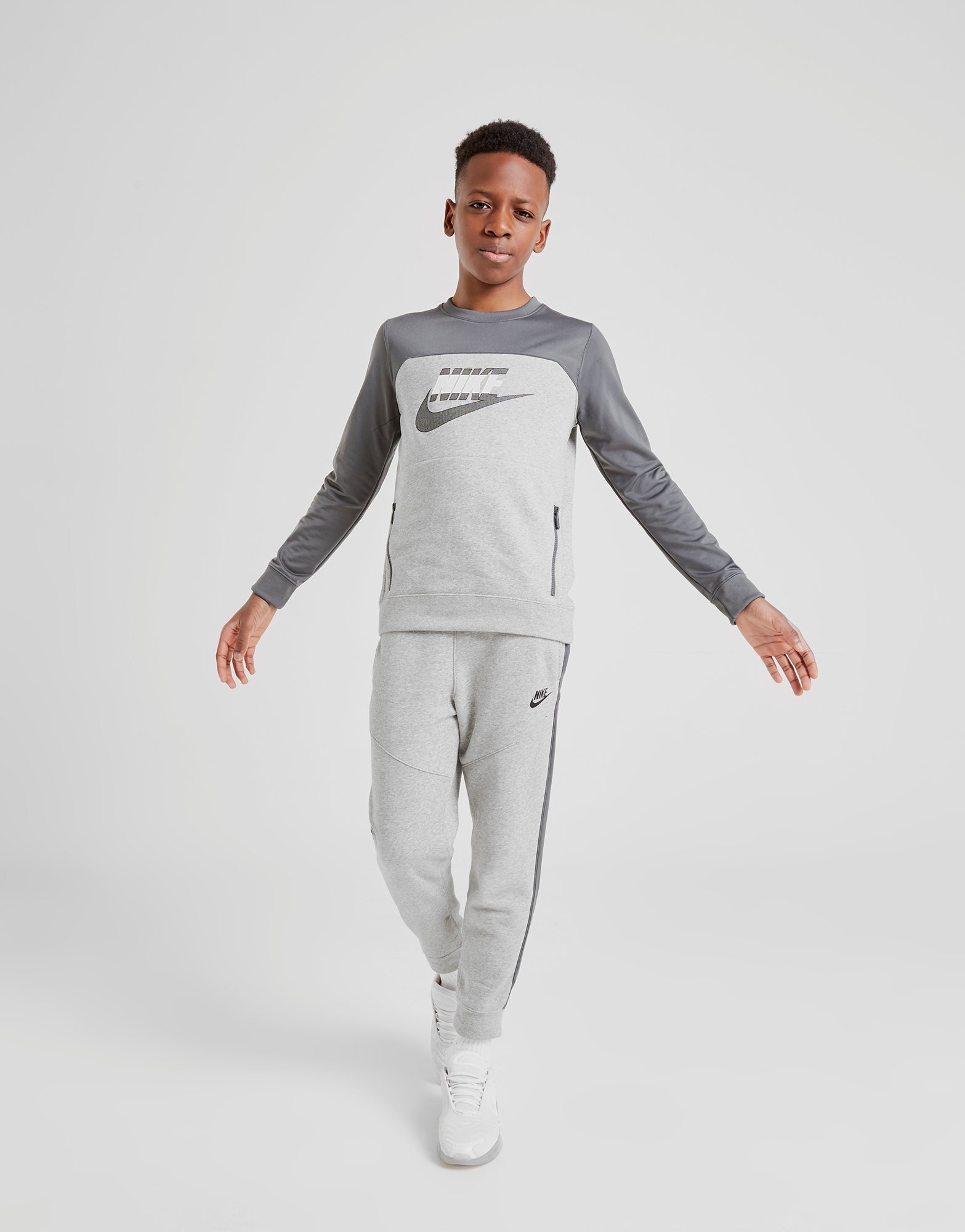 jd nike essential crew sweatshirt