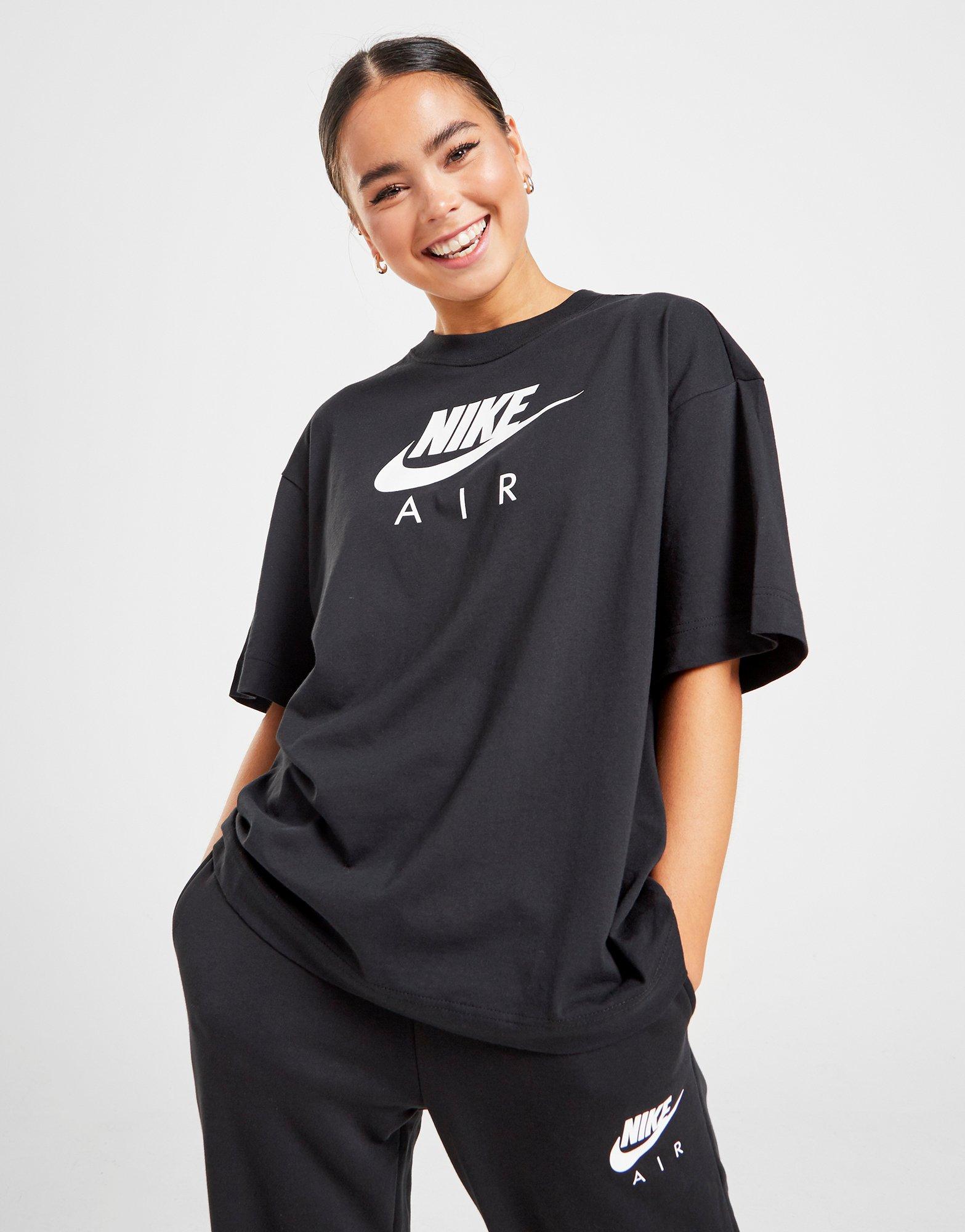 nike oversized boyfriend t shirt