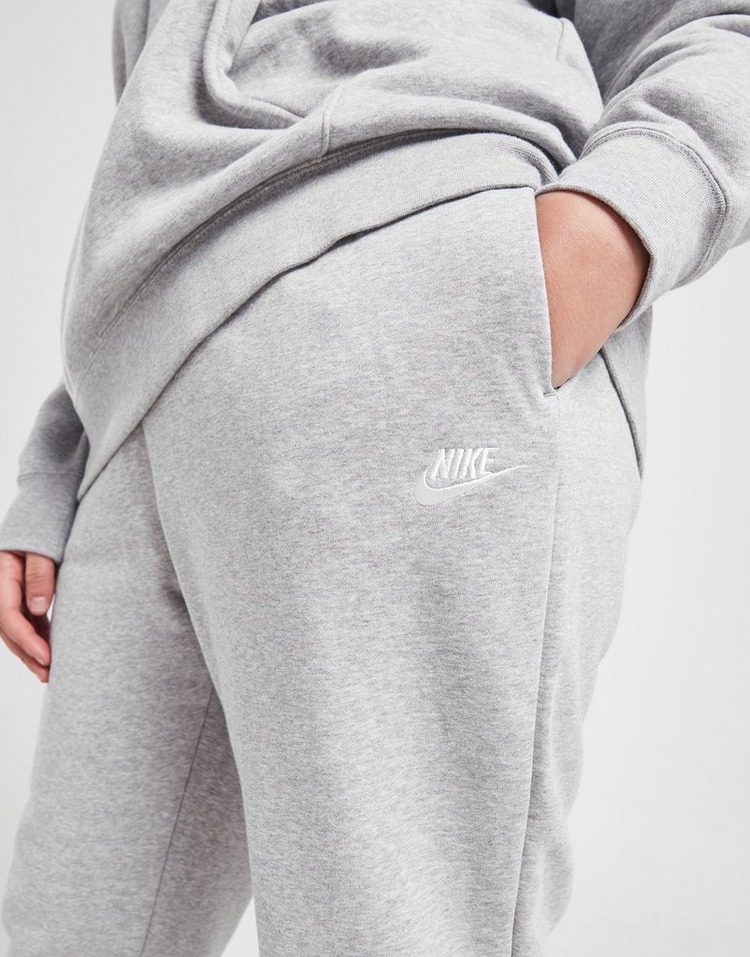 white nike essential joggers