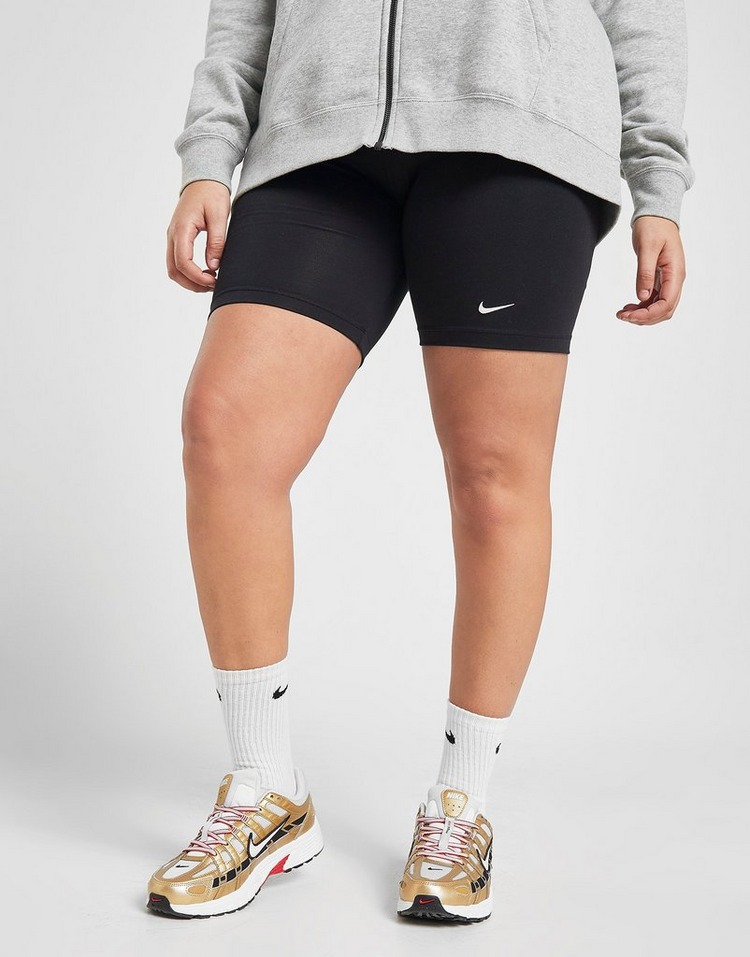 Nike core cycle shorts black sale