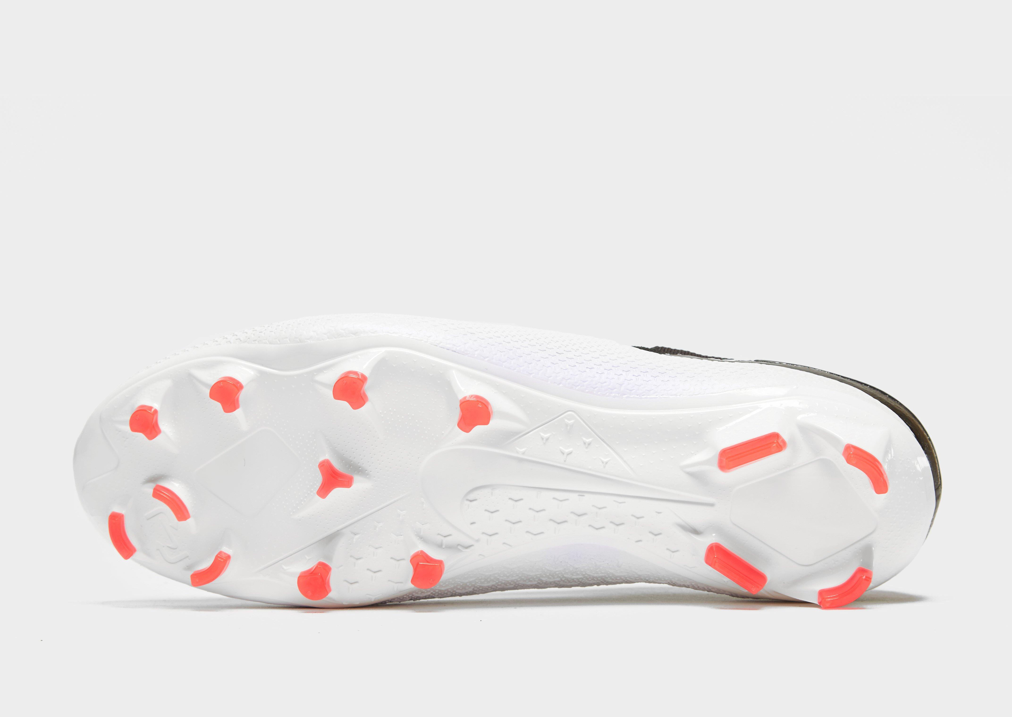 Nike React Phantom VSN Vision Pro Turf Shoes