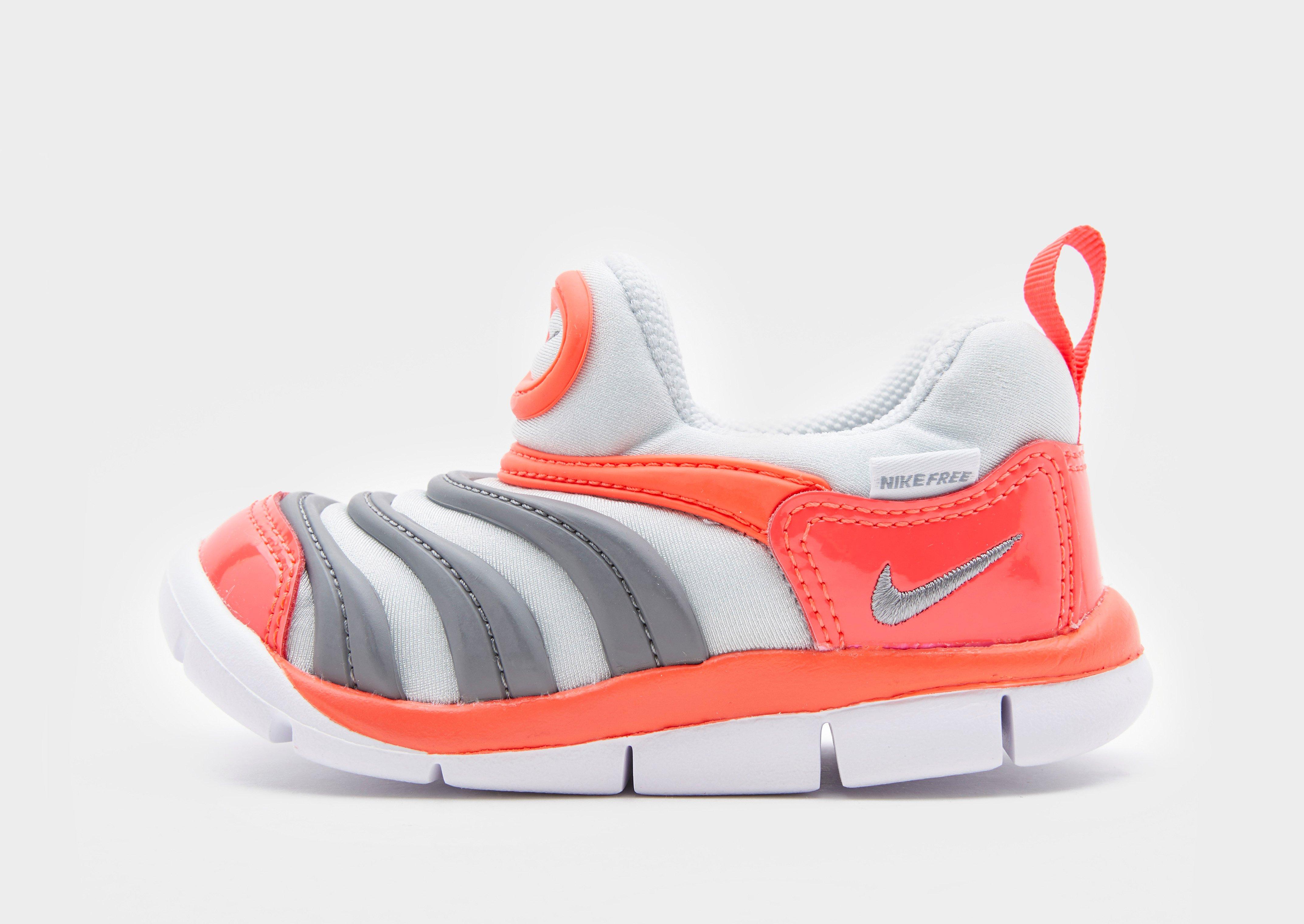 nike free dynamo prezzo basso