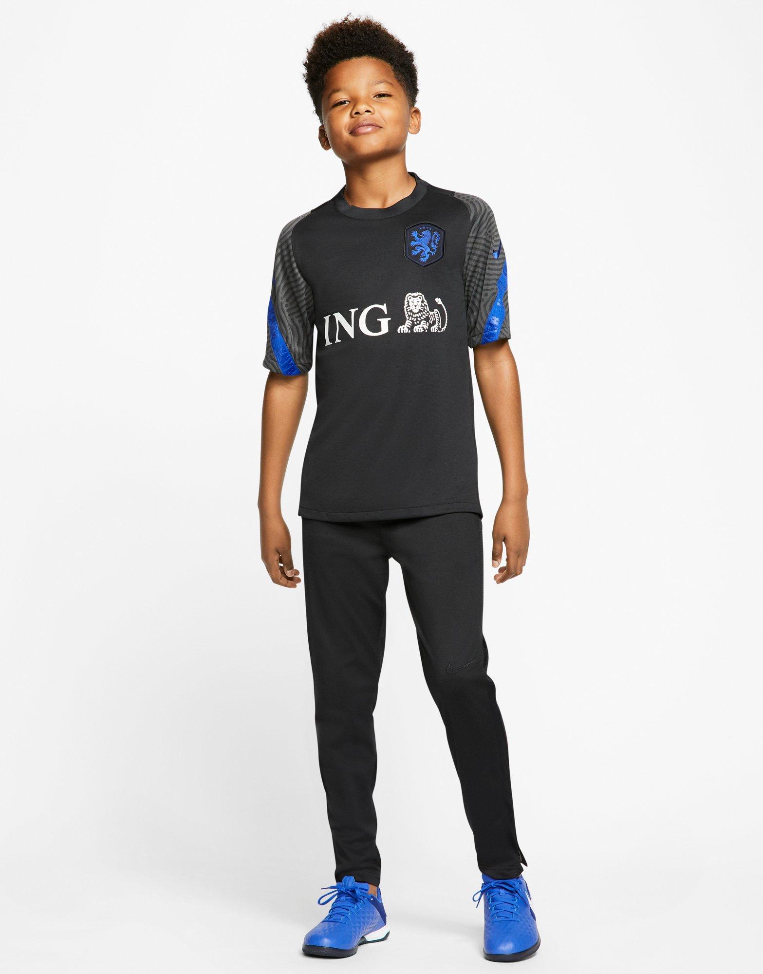 nike short sleeve shirt