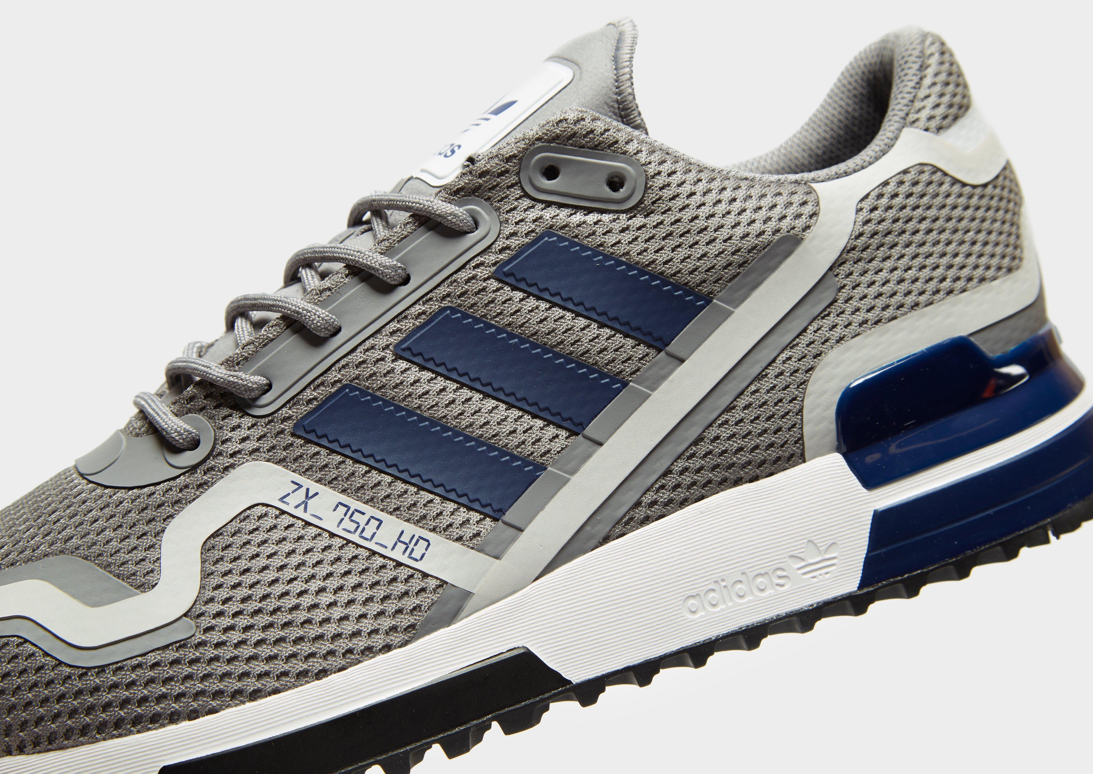 zx 750 grigie