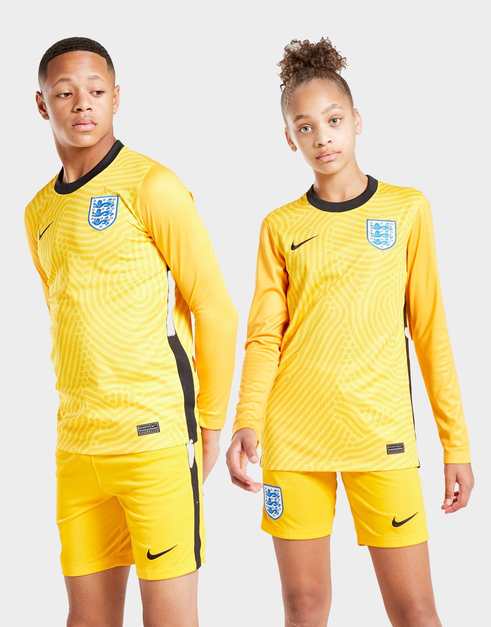 england goalkeeper kit child