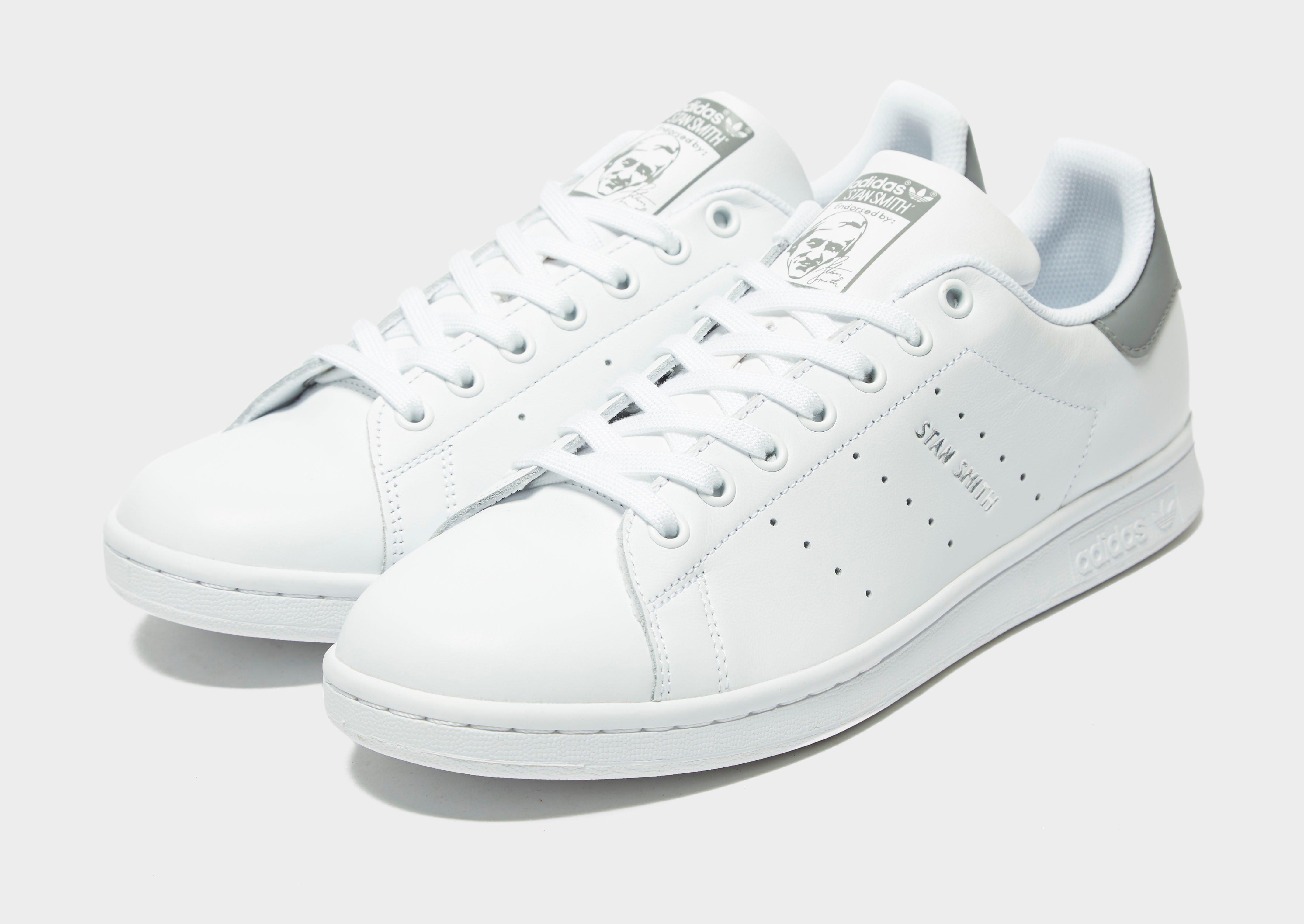 chaussure stan smith homme