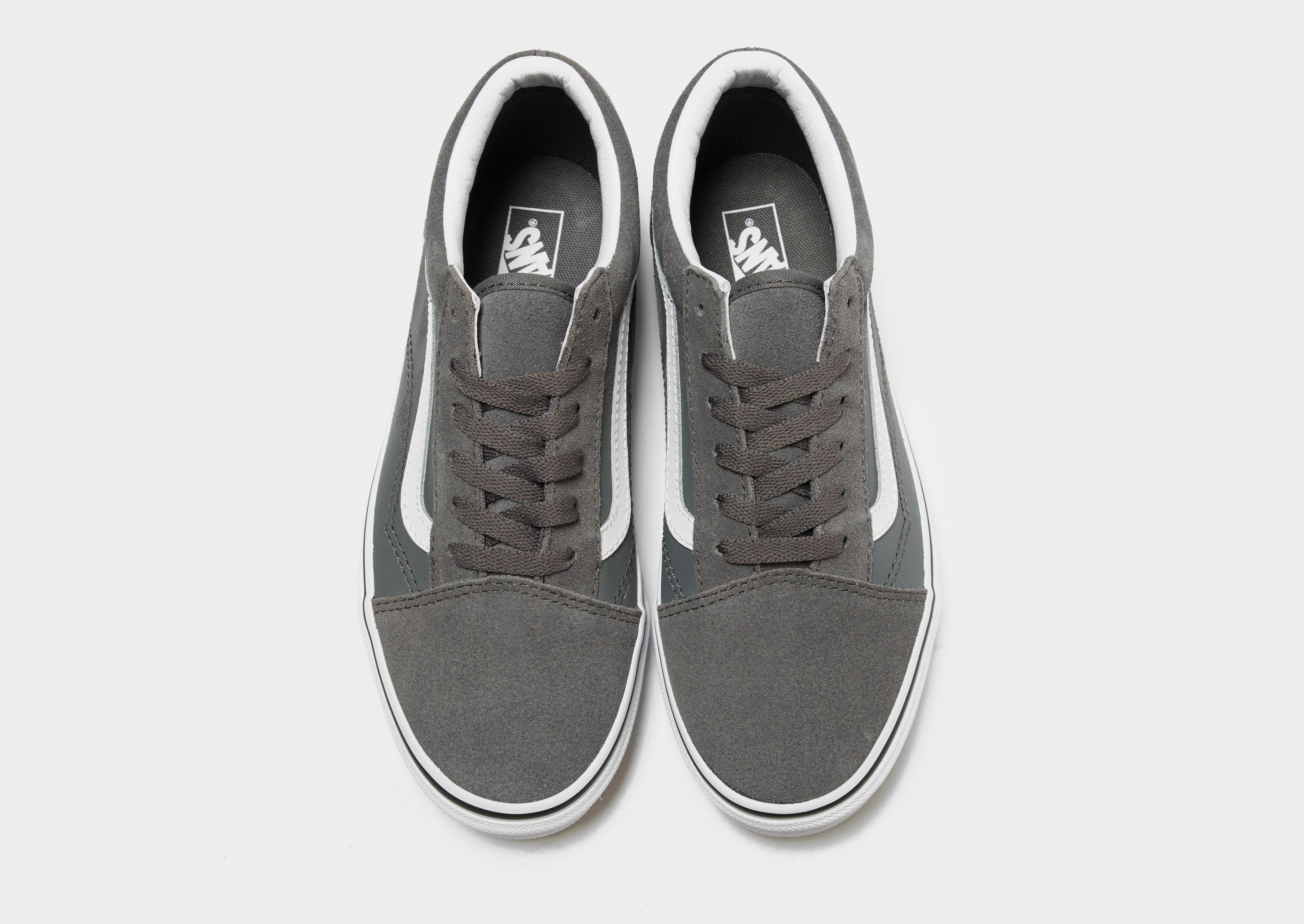 grey junior vans