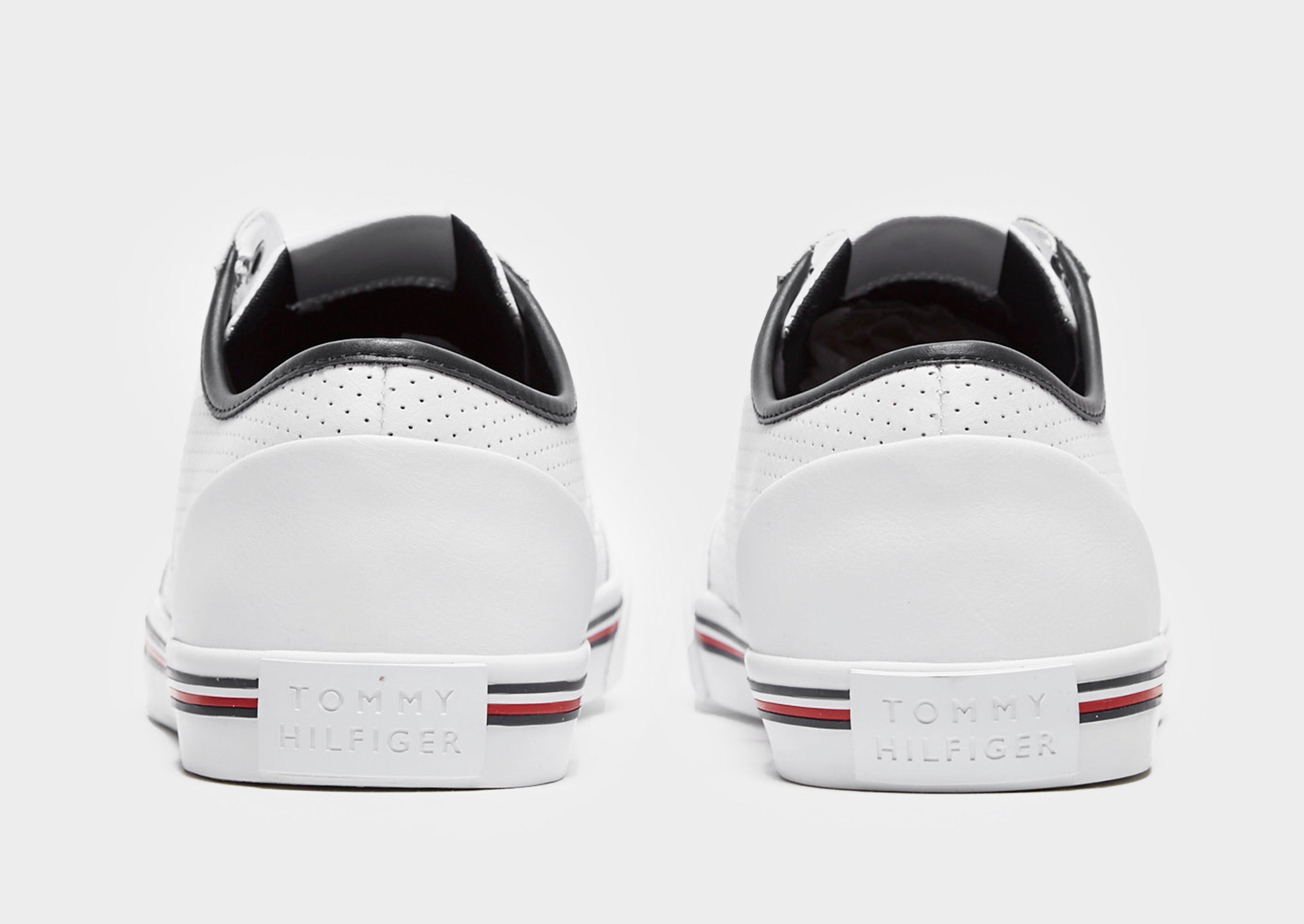 tommy hilfiger core corporate canvas trainers in white