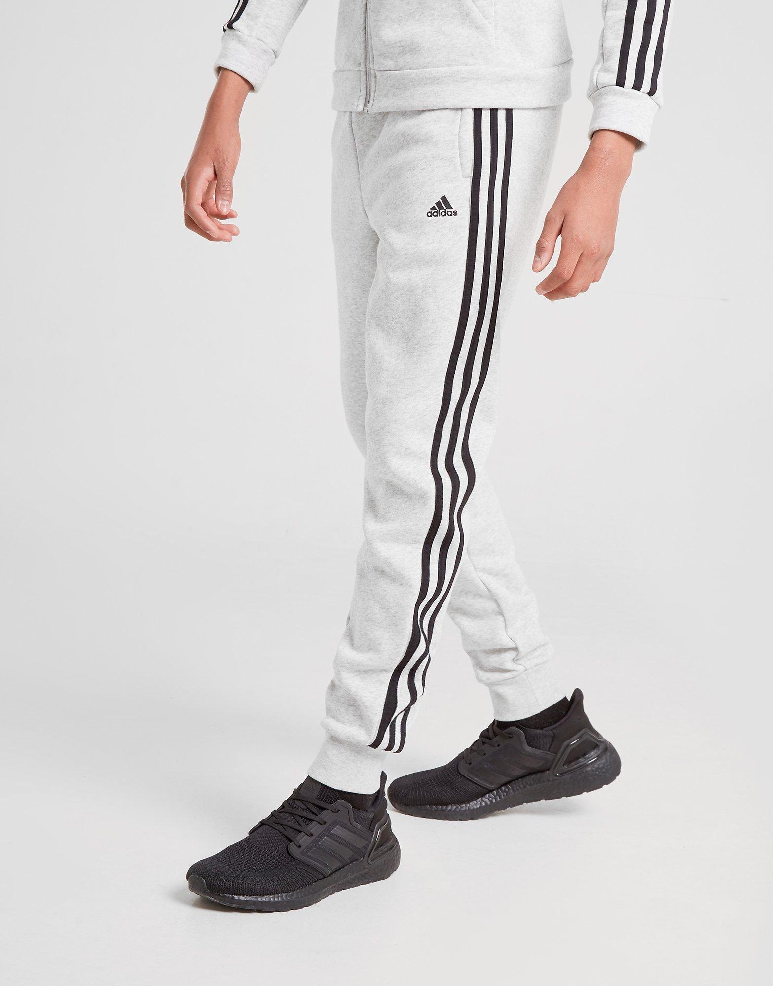 3 stripe joggers