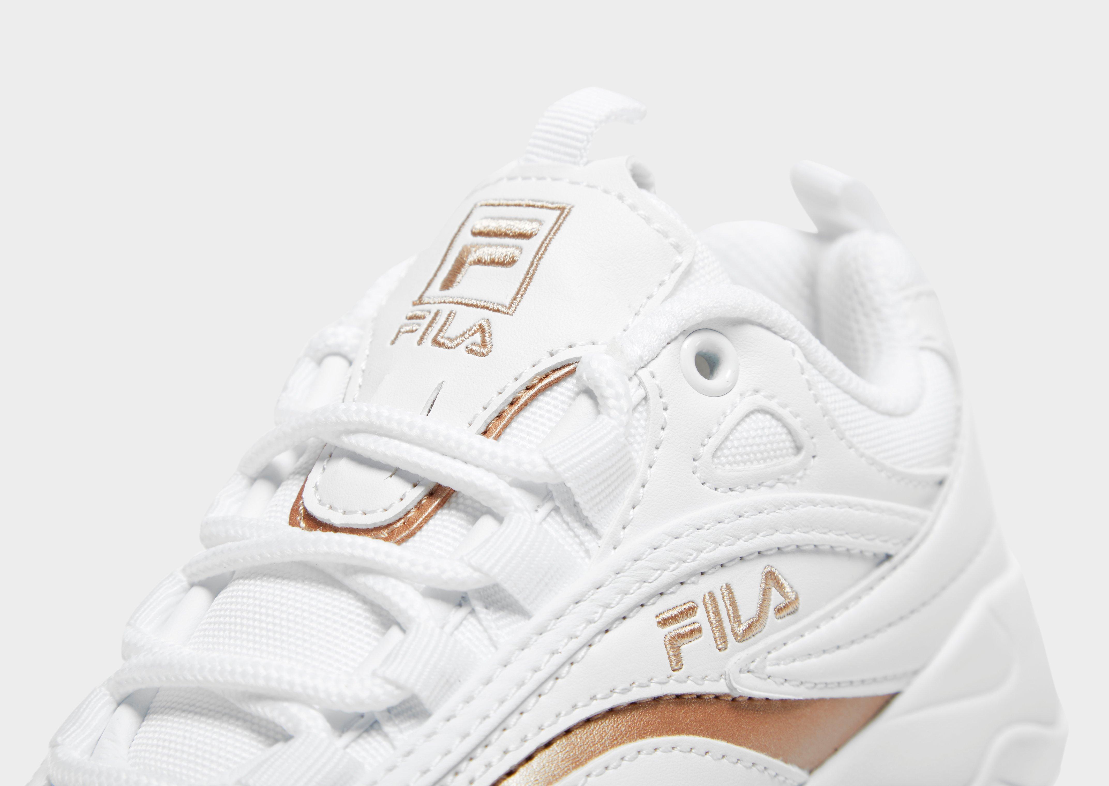 chaussure fila enfant or