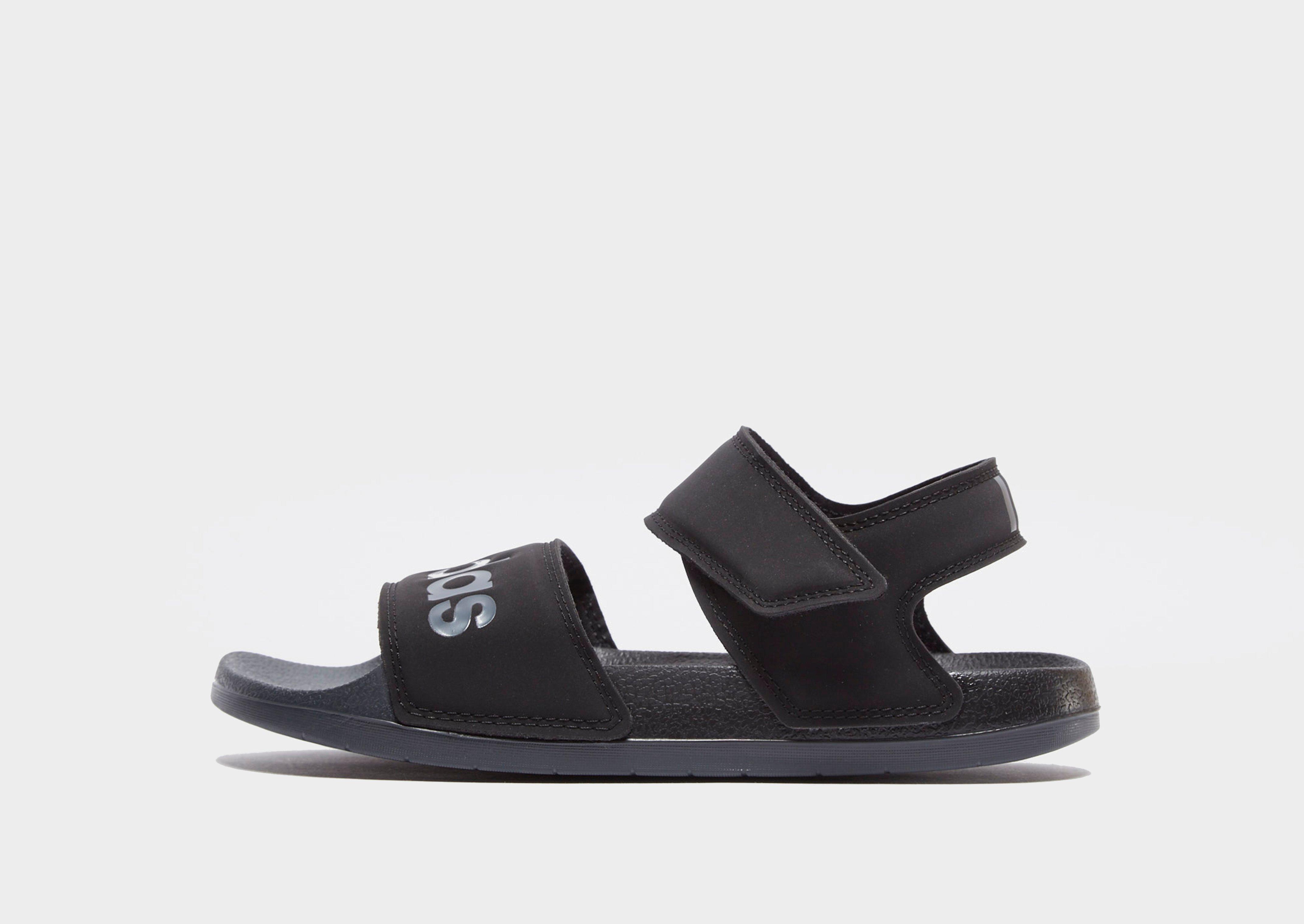 sandalia adilette