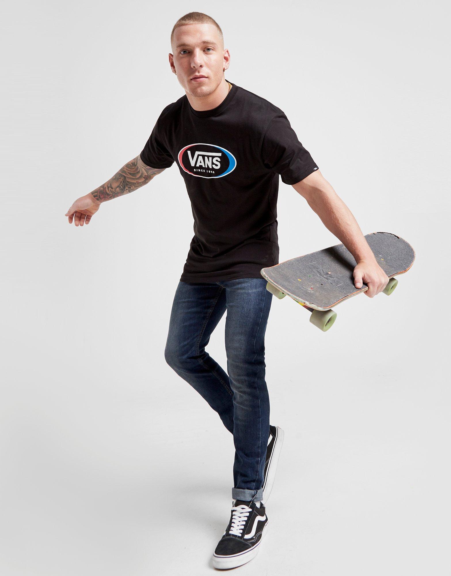 t shirt vans skateboard