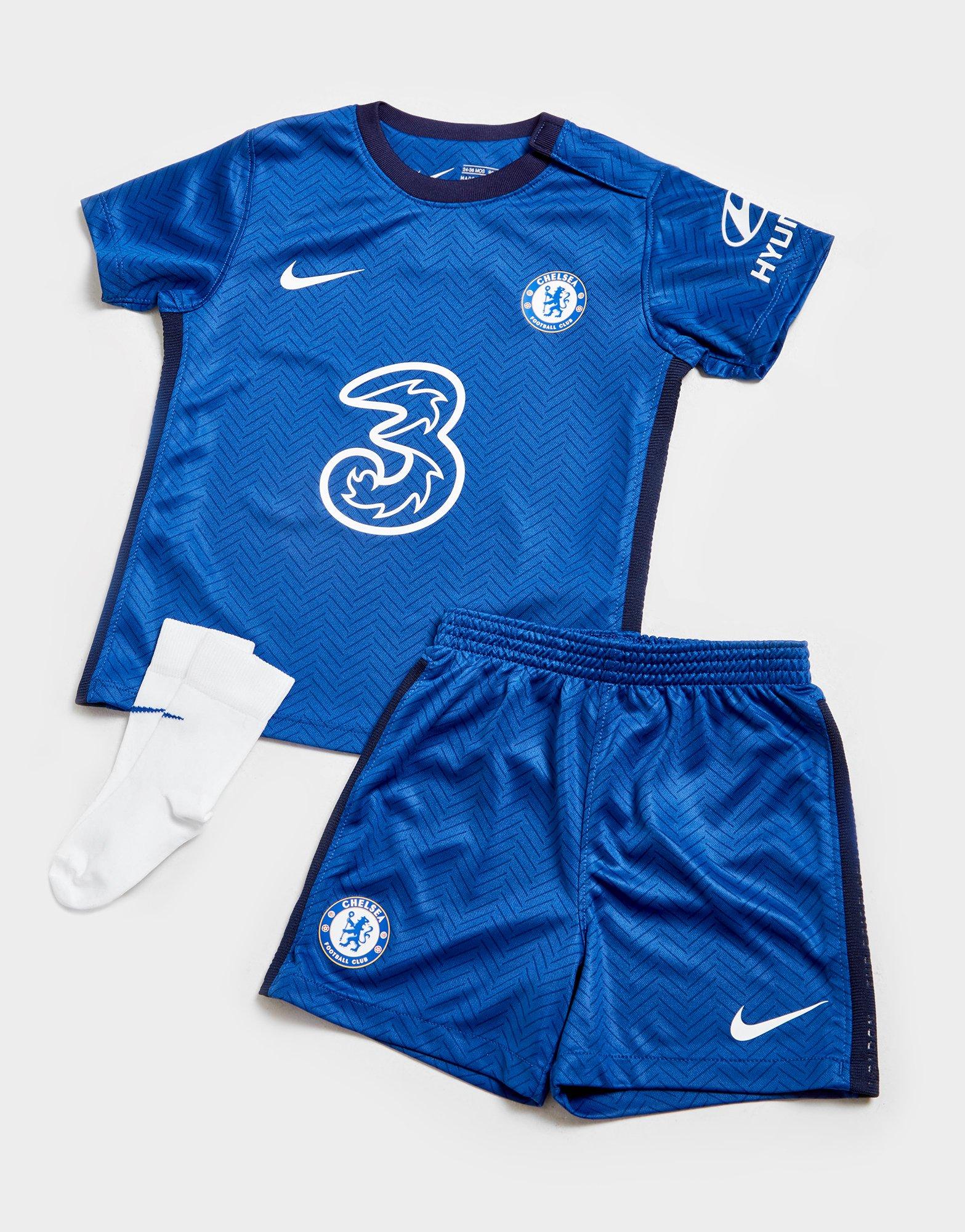 chelsea fc uniform