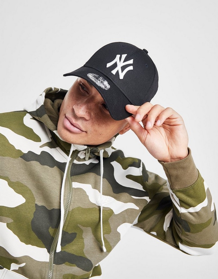 New Era MLB New York Yankees Badge 9FORTY Cap