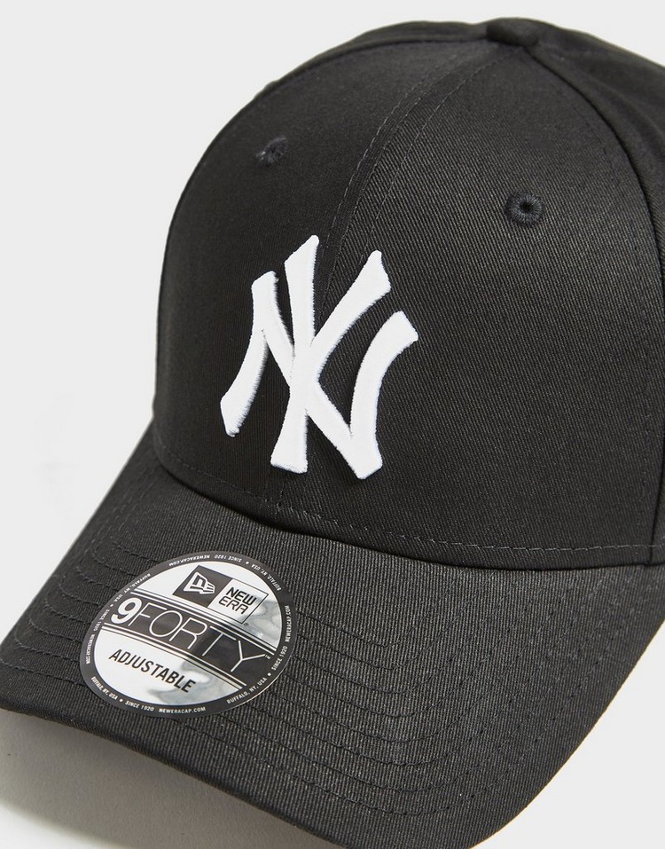 New Era MLB New York Yankees Badge 9FORTY Cap