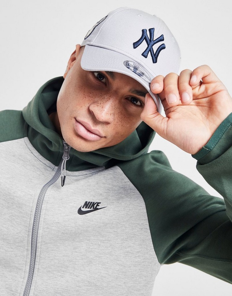 New Era MLB New York Yankees Badge 9FORTY Cap