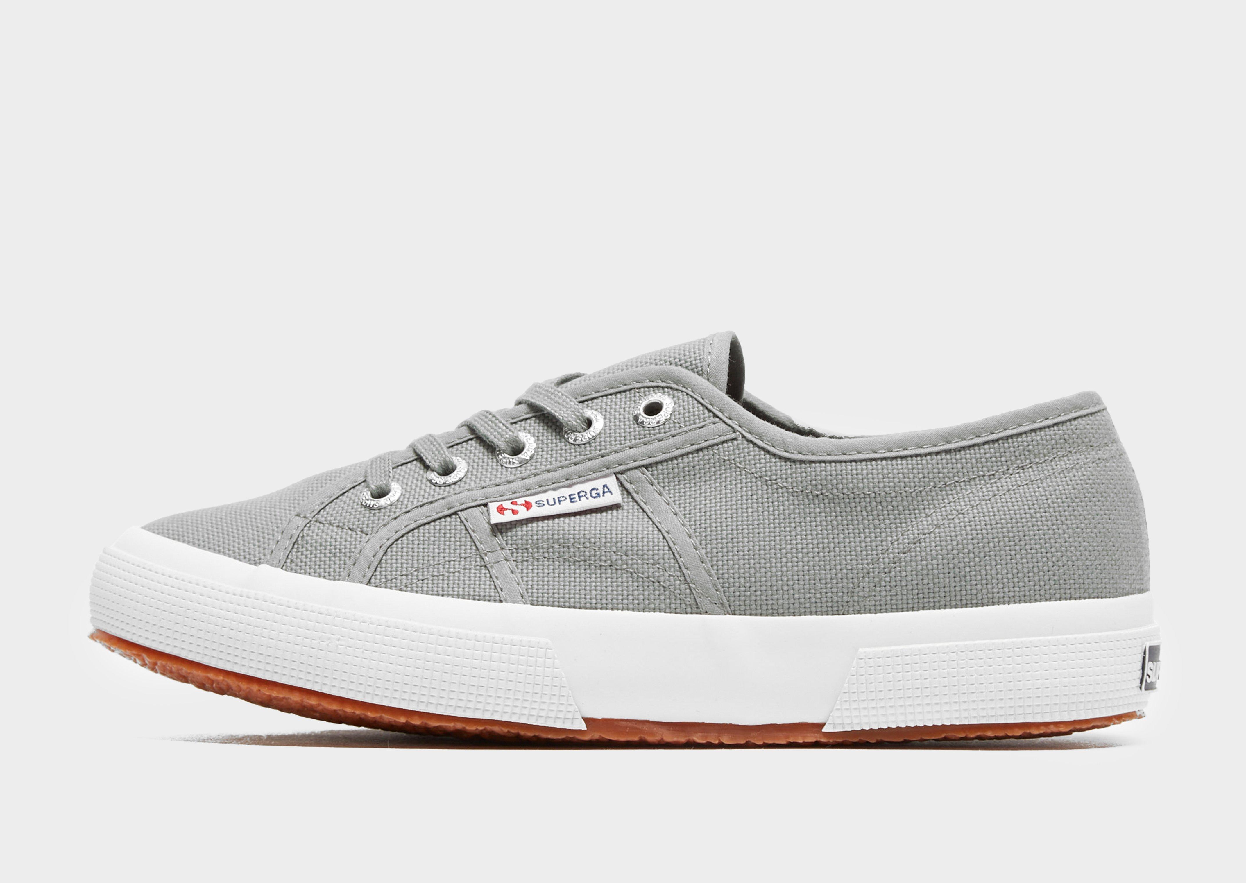 superga grises