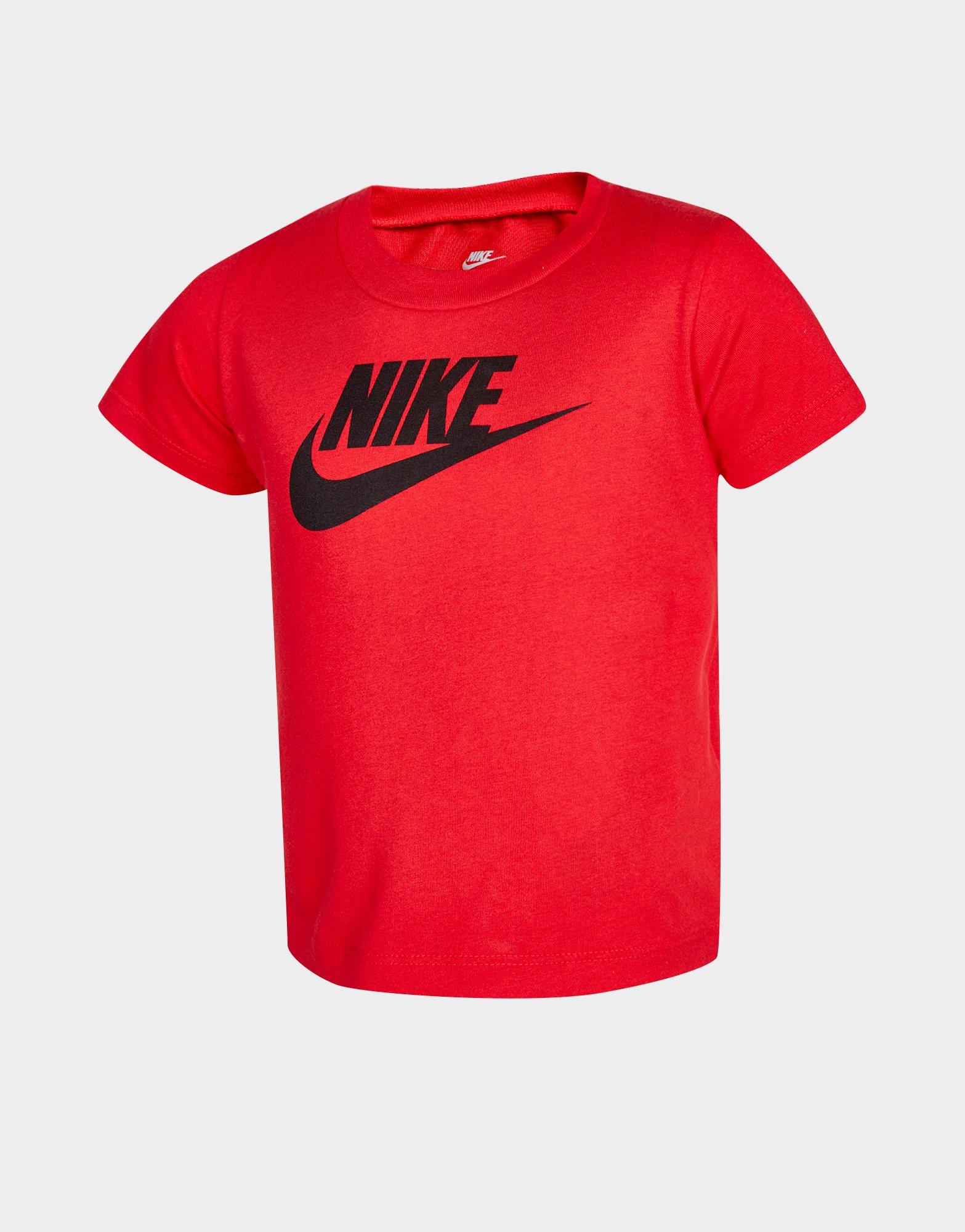 red nike t shirt