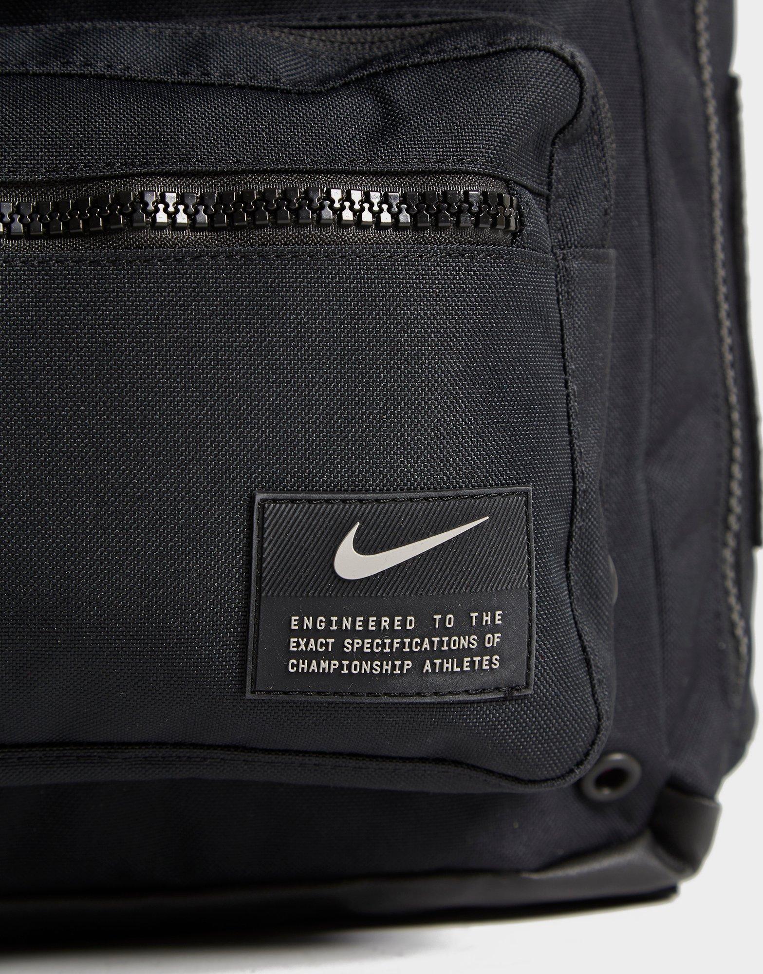 nike elite backpack dimensions