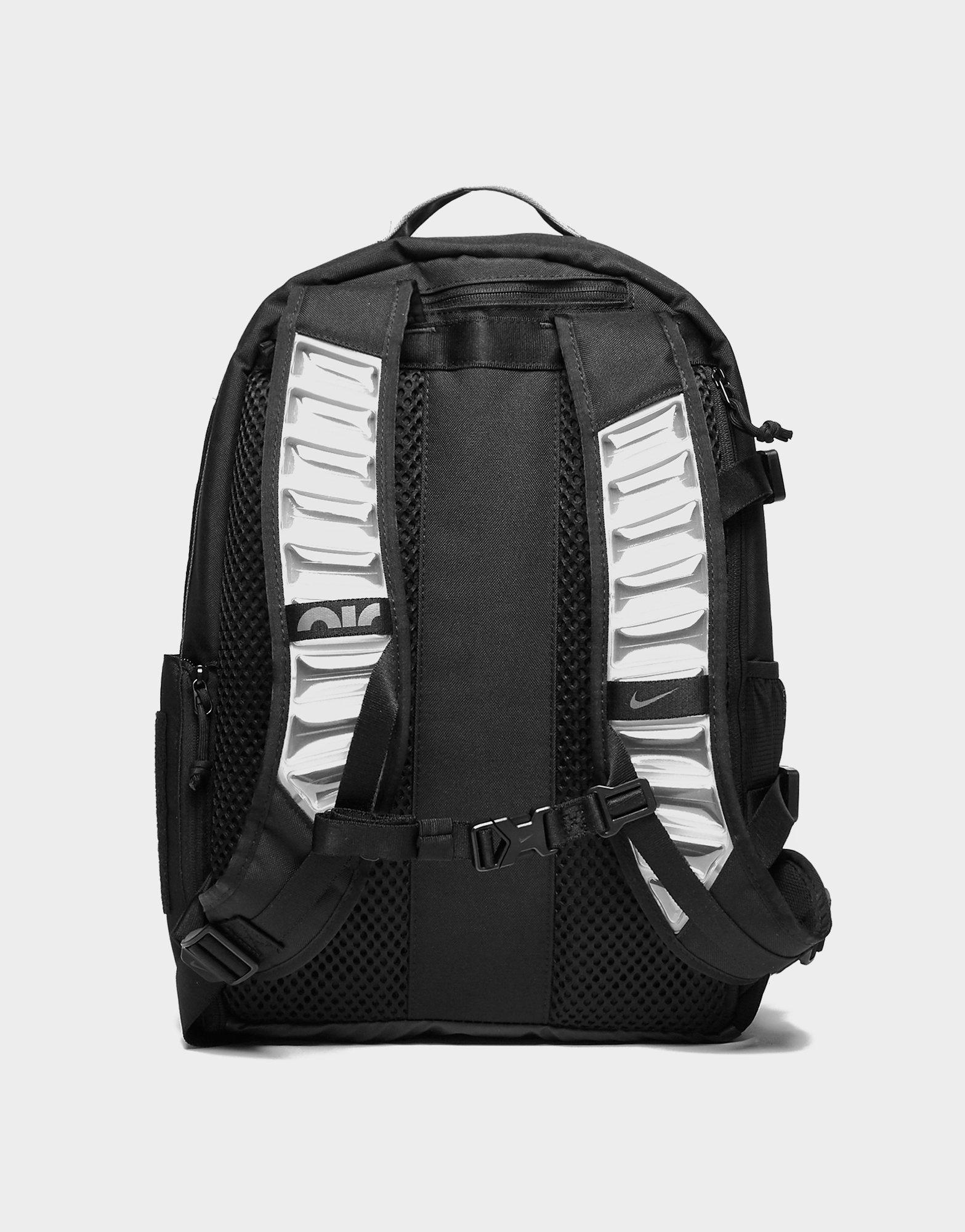 nike trekking bags