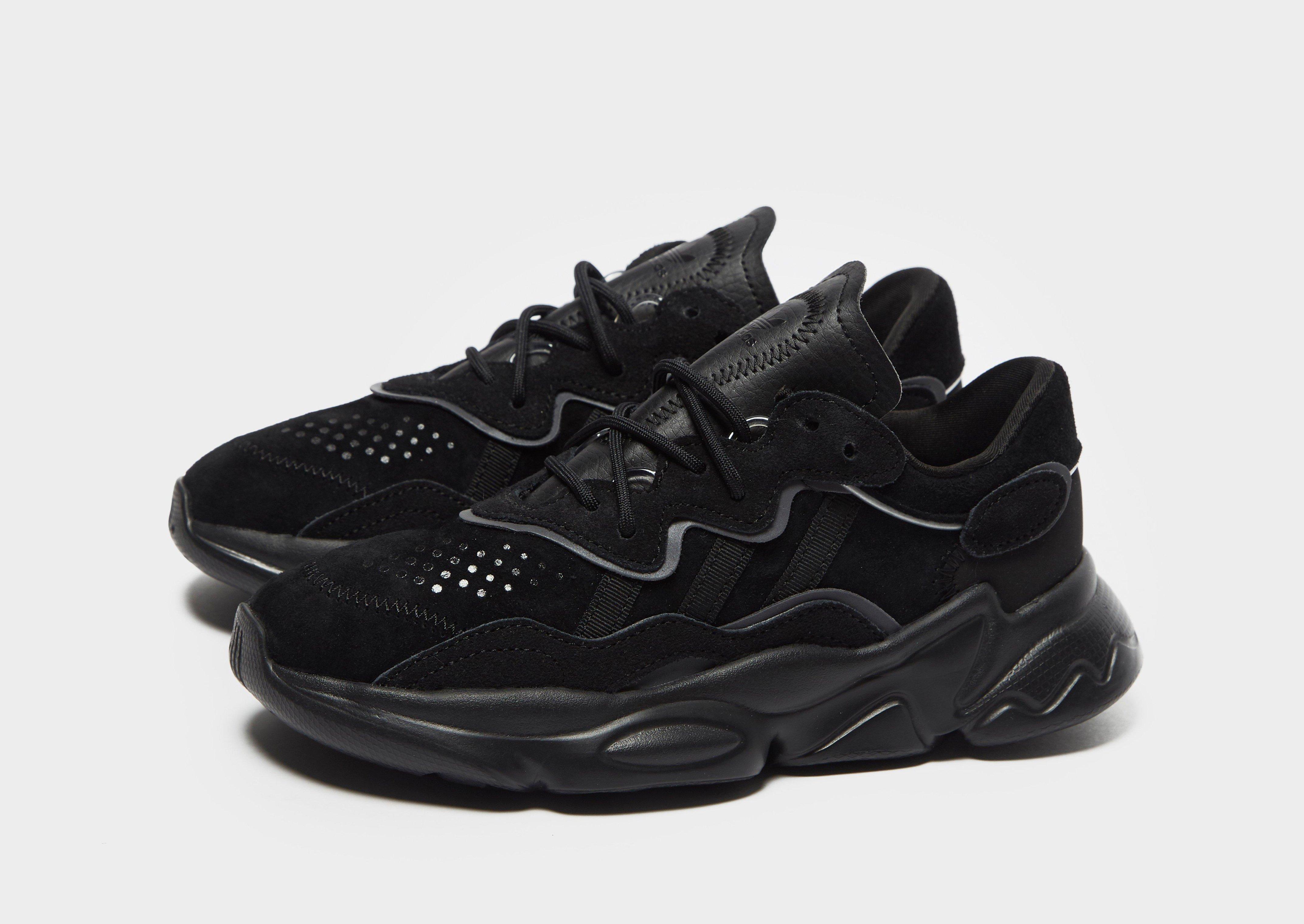 Adidas ozweego store black junior