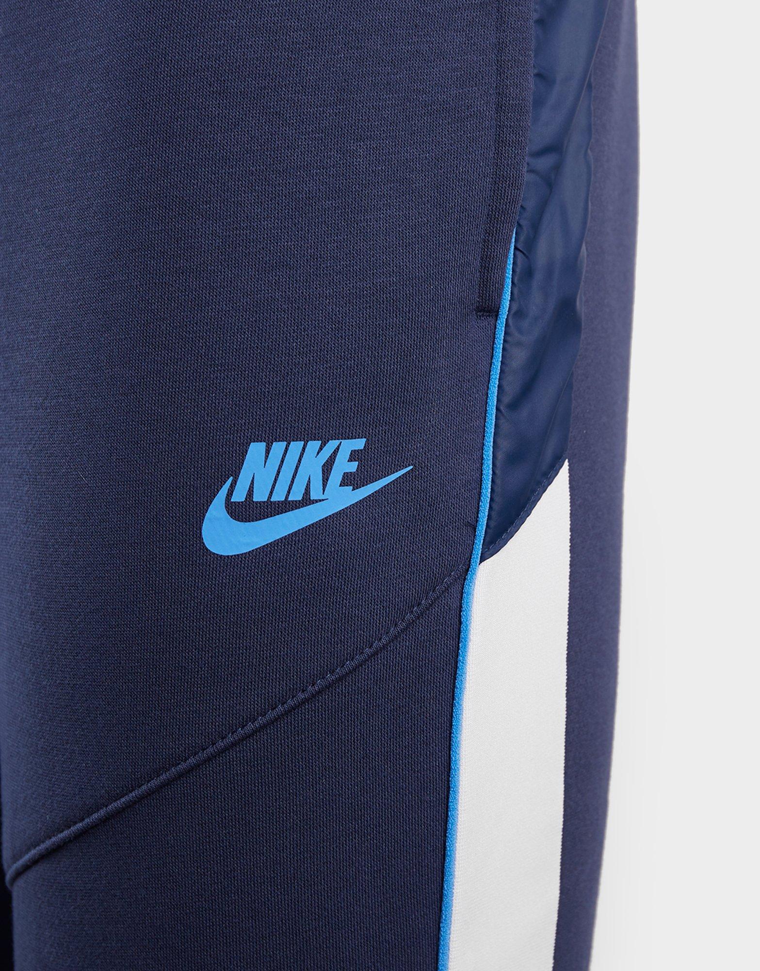 photo blue nike joggers